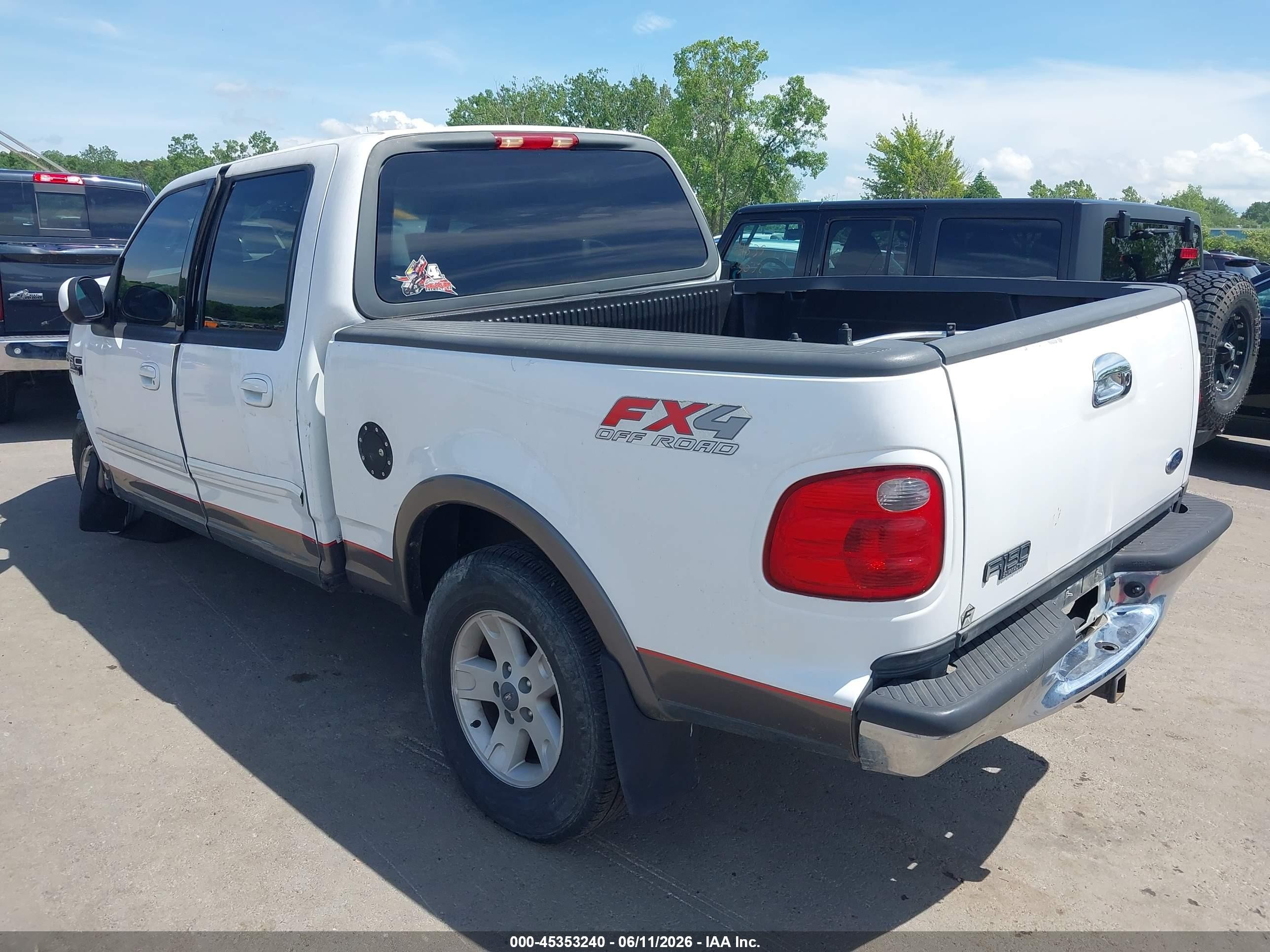 2002 Ford F-150 Lariat/xlt Белый vin: 1FTRW08L12KD37742