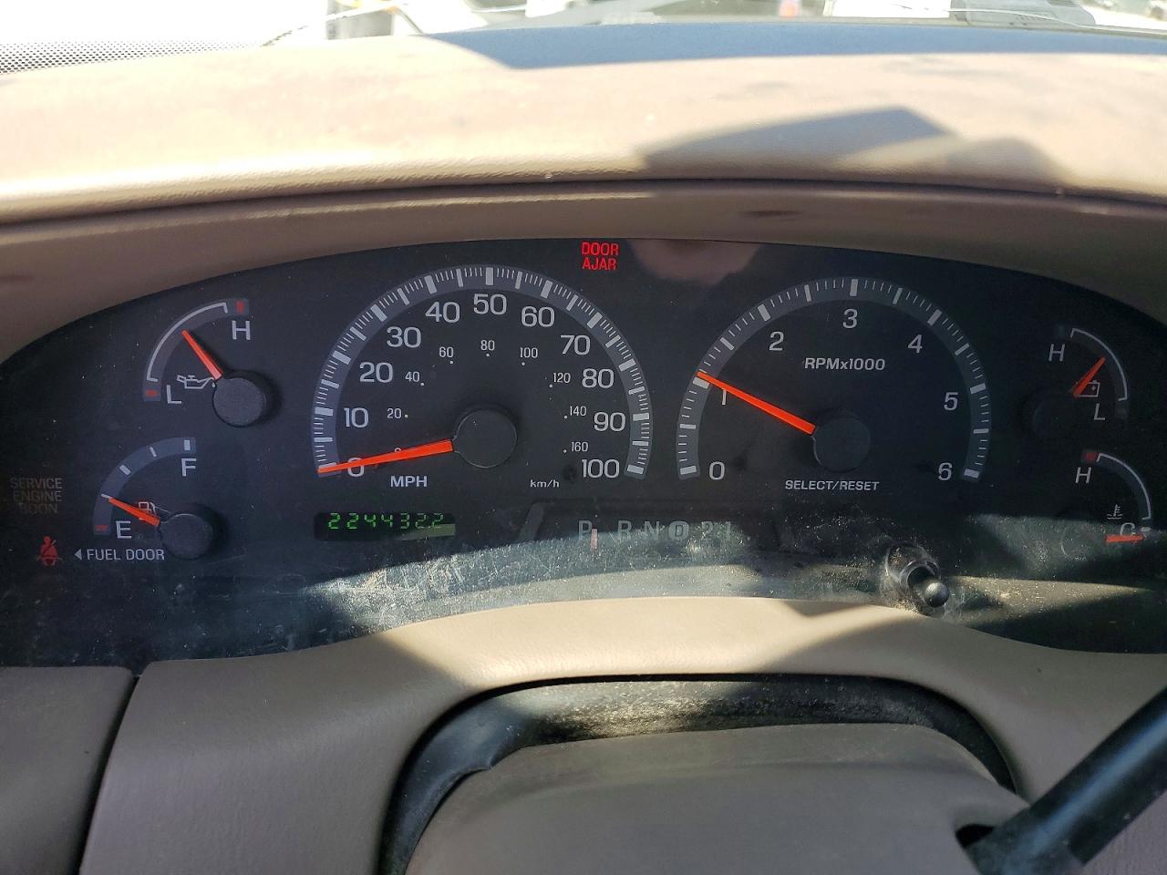 2003 Ford F150 Burgundy vin: 1FTRW08L13KB73023