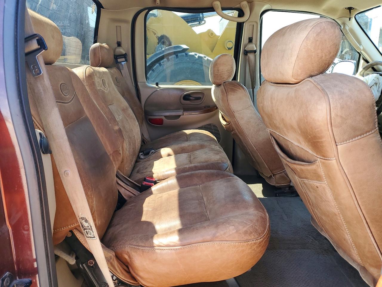 2003 Ford F150 Burgundy vin: 1FTRW08L13KB73023