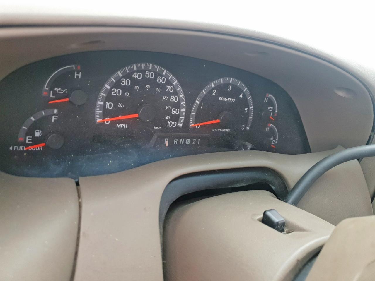2001 Ford F150 Supercrew White vin: 1FTRW08L21KA10426
