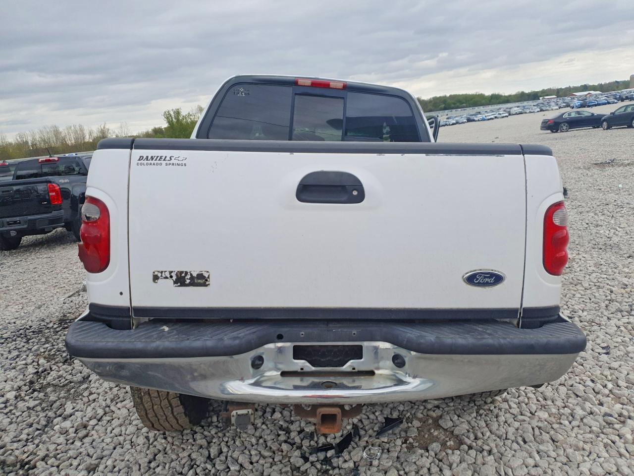 2001 Ford F150 Supercrew White vin: 1FTRW08L21KA10426