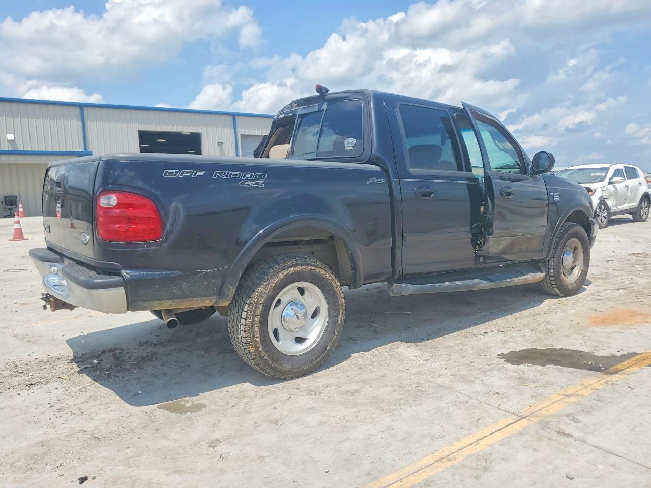 2001 Ford F150 Supercrew Black vin: 1FTRW08L21KC33744
