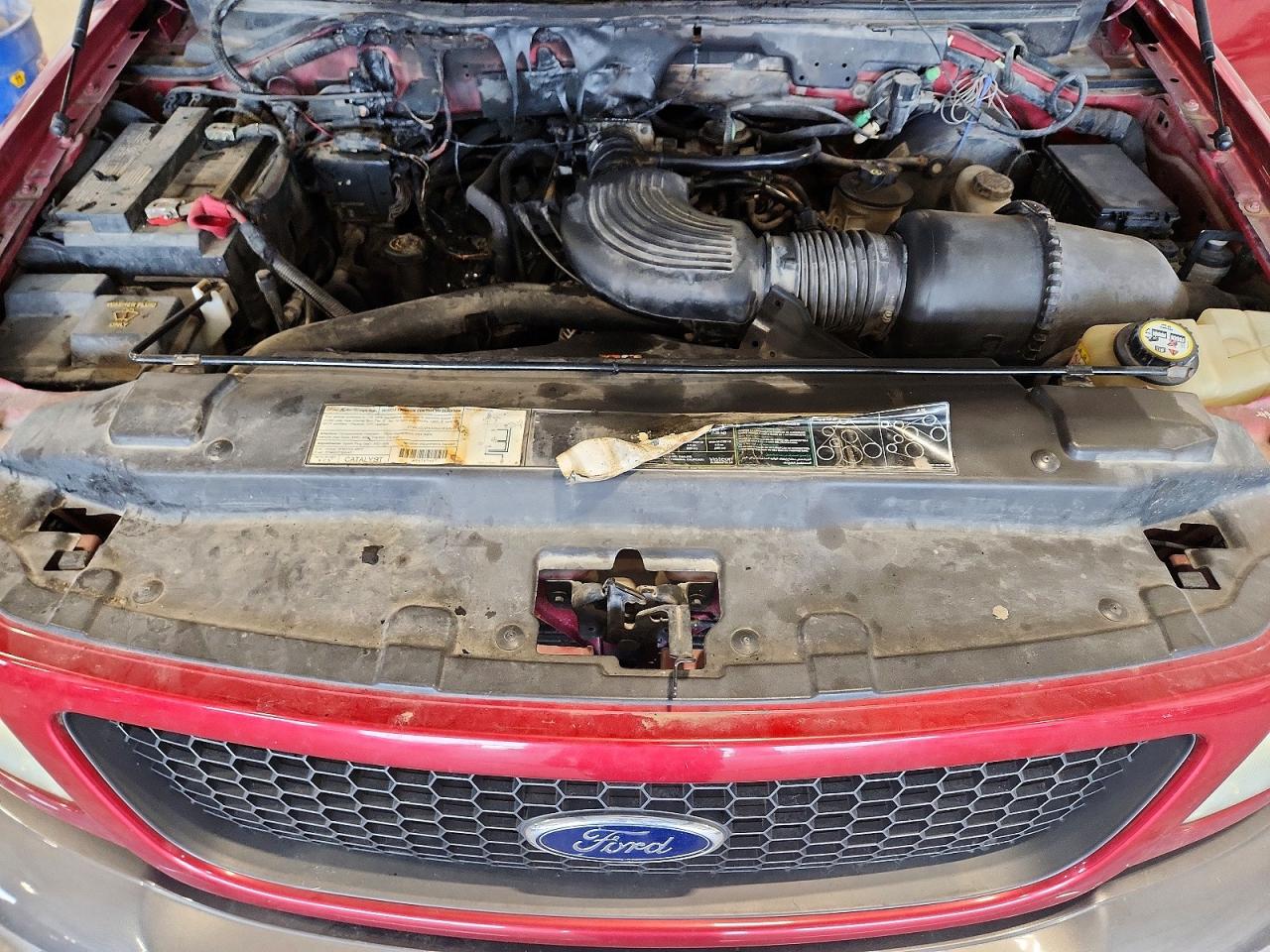 2003 Ford F150 Supercrew Red vin: 1FTRW08L23KD03780