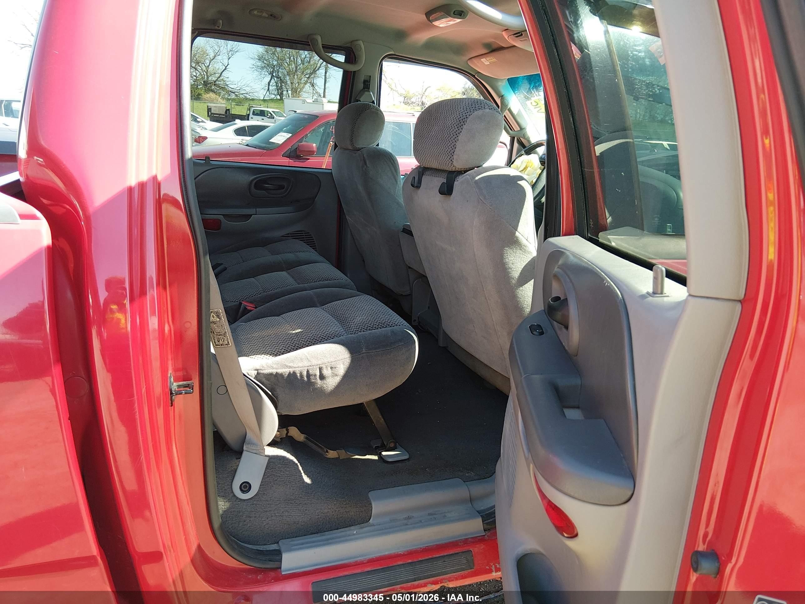 2001 Ford F-150   Red vin: 1FTRW08L31KB56205