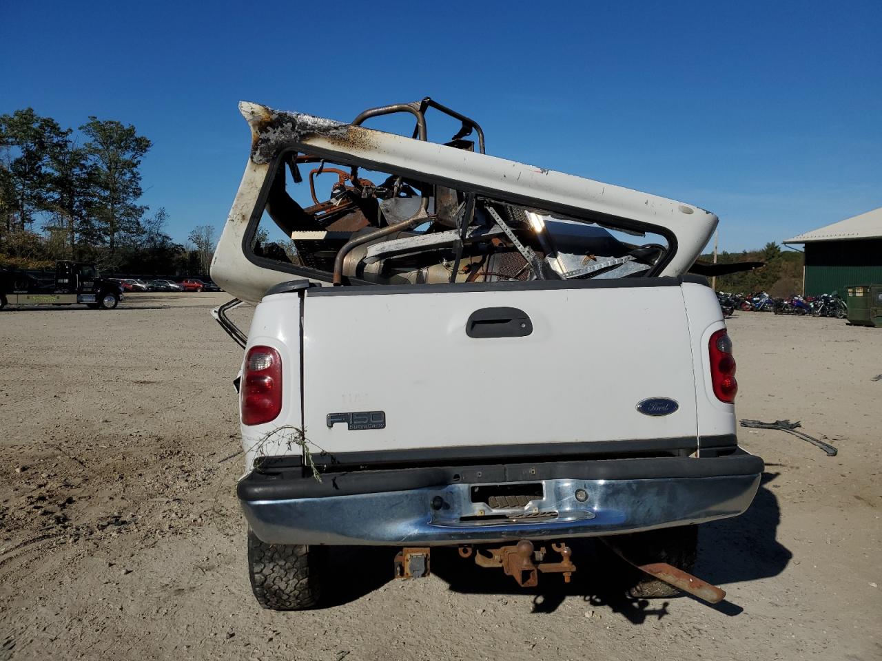 2002 Ford F150 Supercrew White vin: 1FTRW08L32KA72175