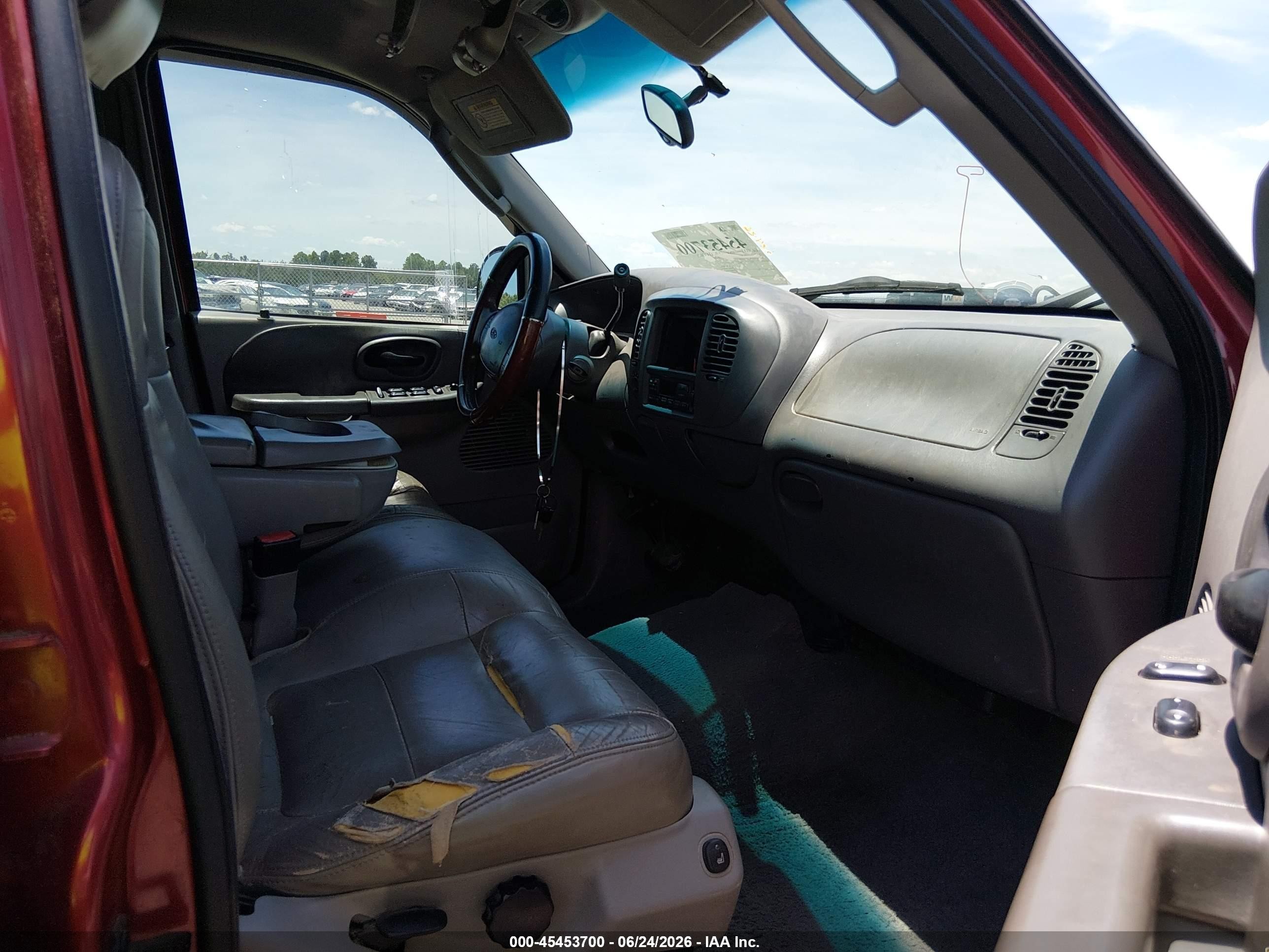 2002 Ford F-150 Lariat/xlt Red vin: 1FTRW08L32KC33155