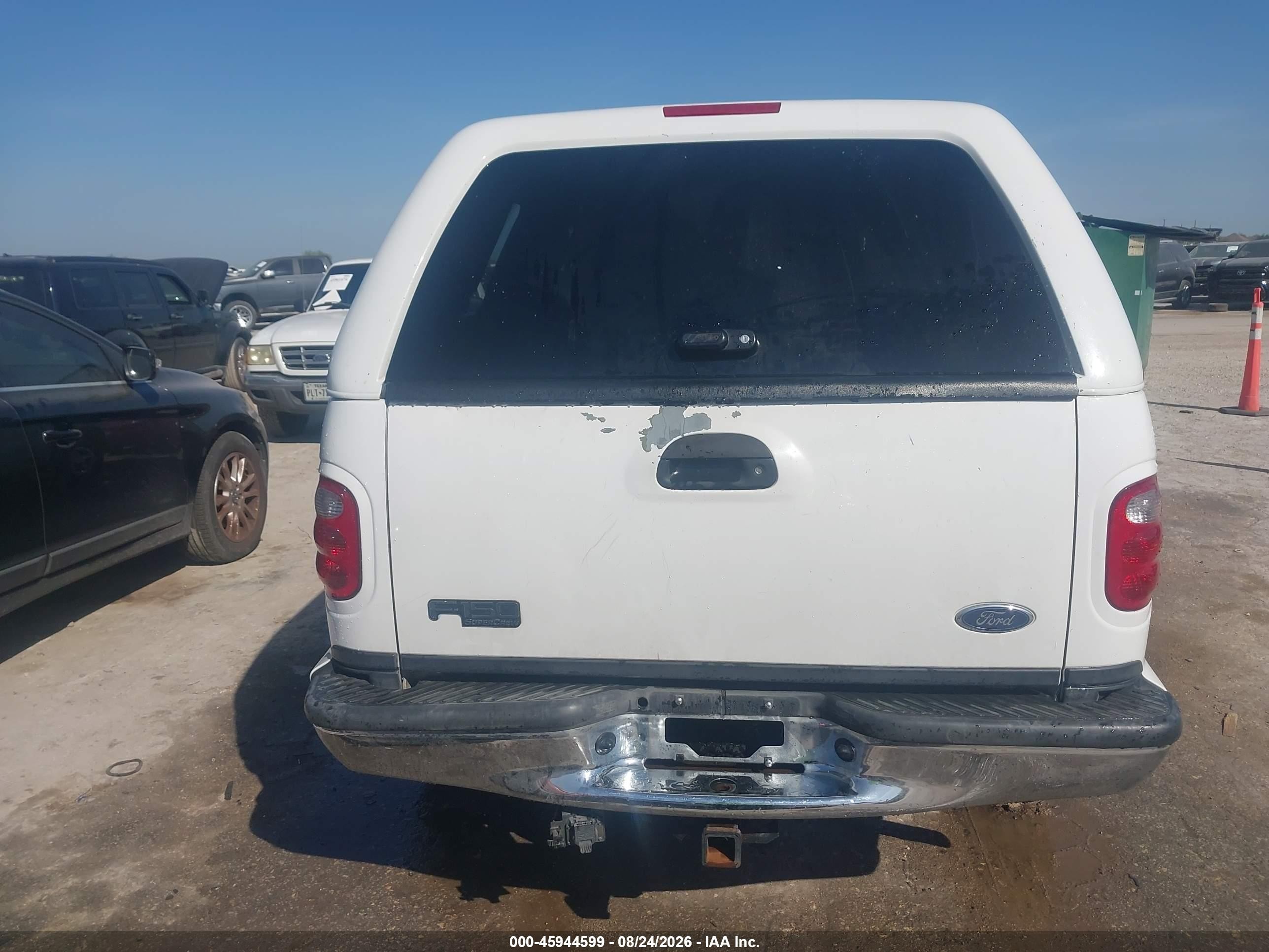 2003 Ford F-150 Lariat/xlt White vin: 1FTRW08L33KB19545