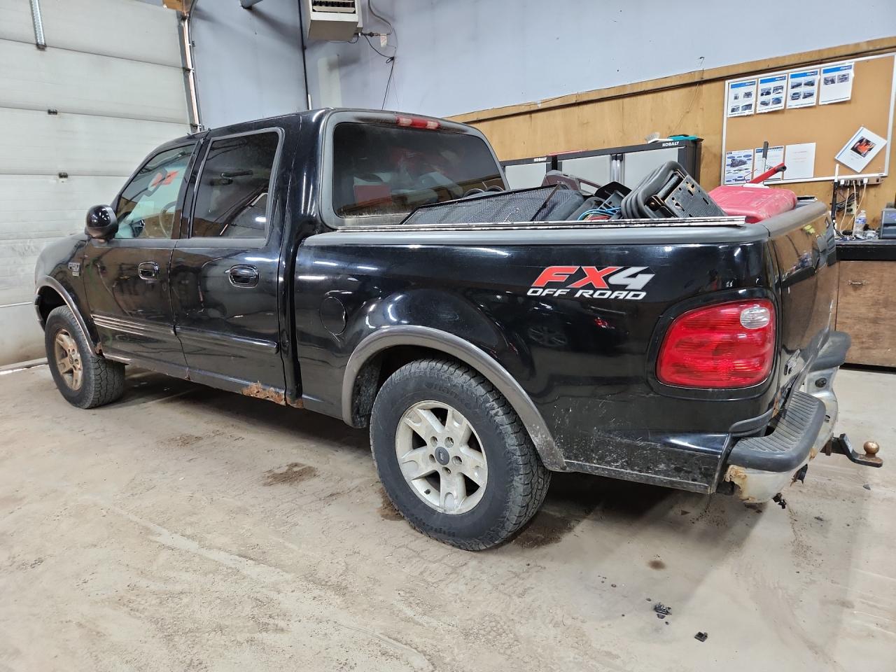 2003 Ford F150 Supercrew Black vin: 1FTRW08L33KC56226 Damage: Left Bed Side, Heavy Scratch, 4 To 5 Inches