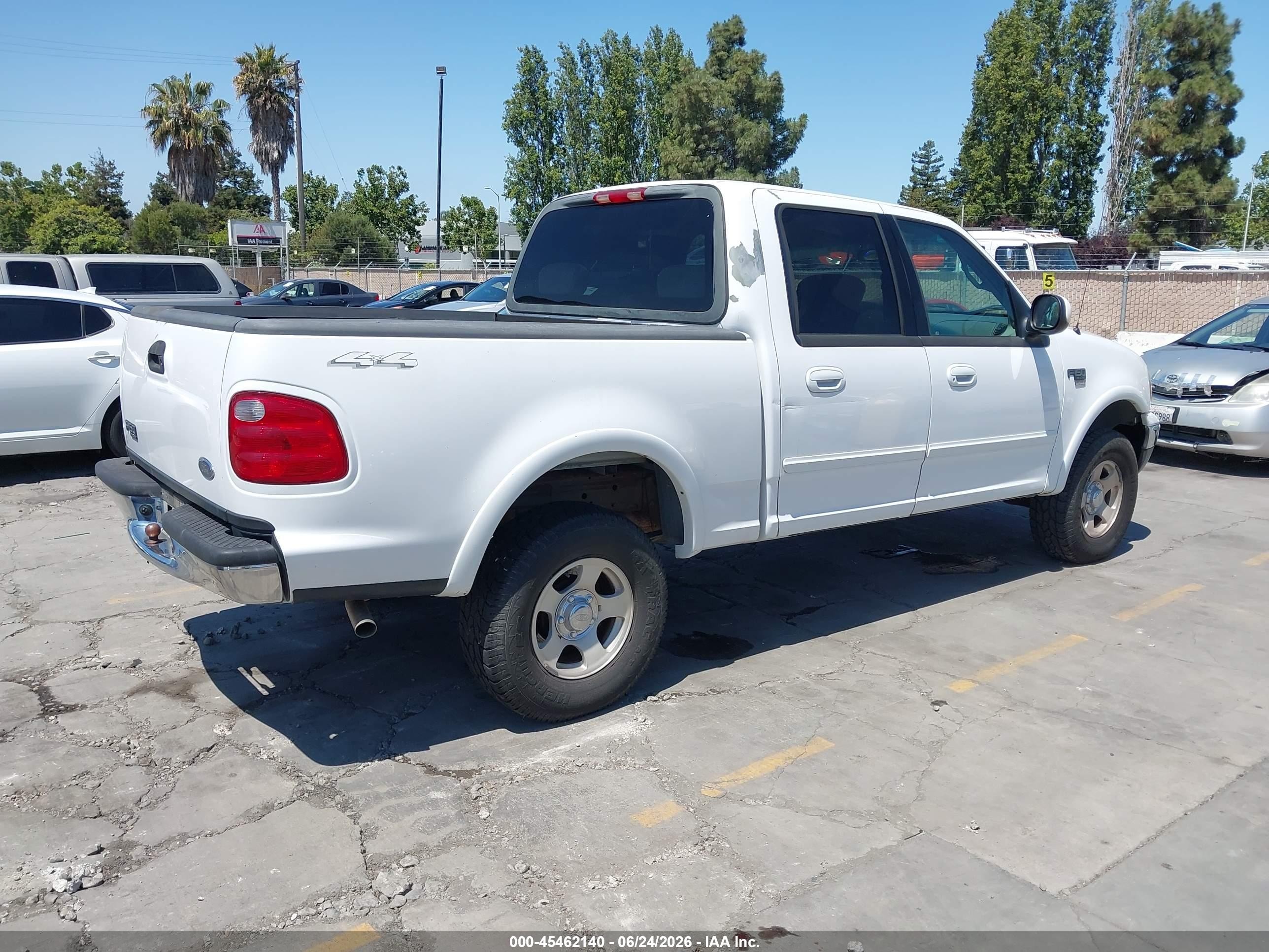 2002 Ford F-150 Lariat/xlt White vin: 1FTRW08L42KB82149