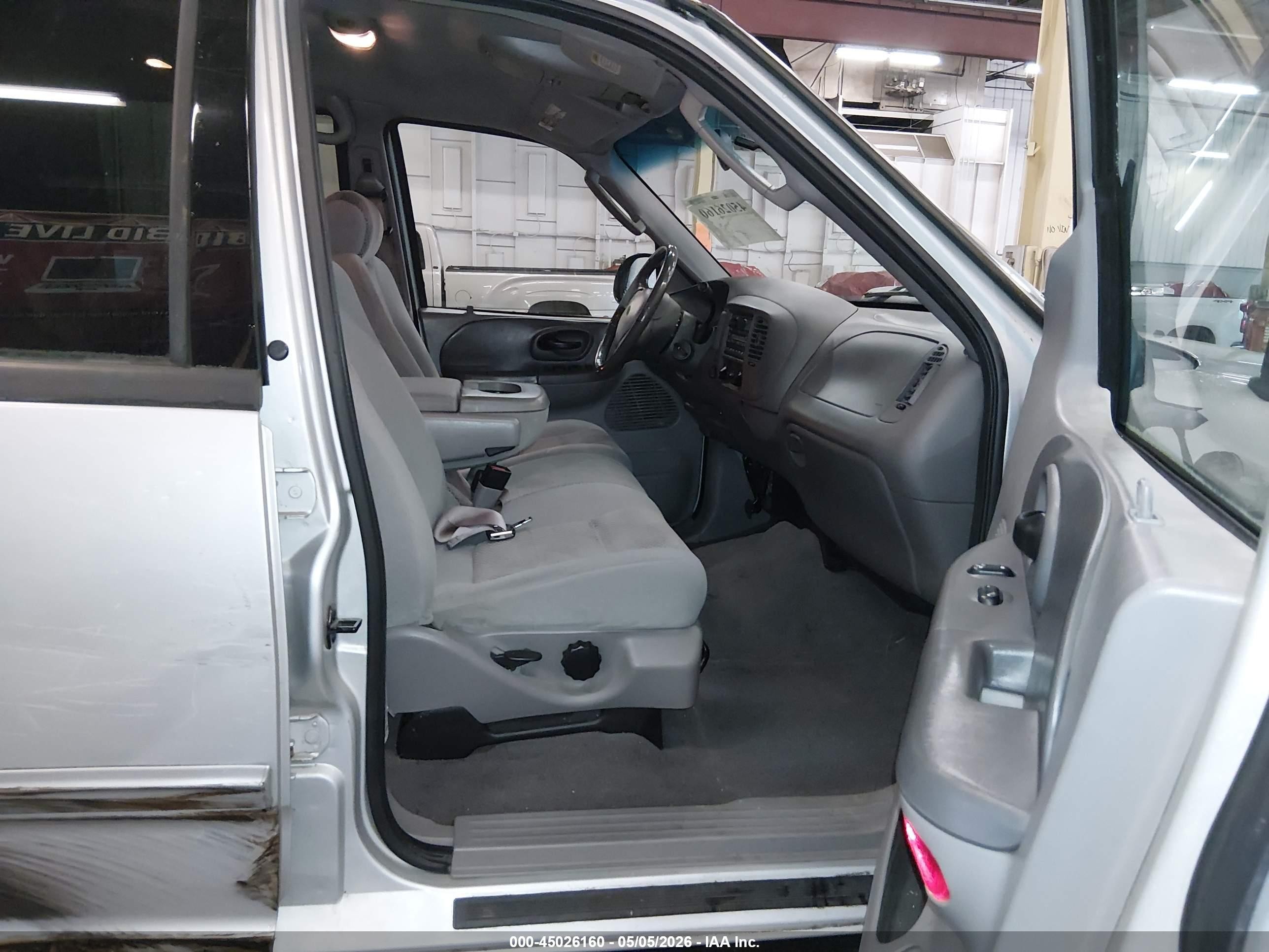 2002 Ford F-150 Lariat/xlt Silver vin: 1FTRW08L42KD25164