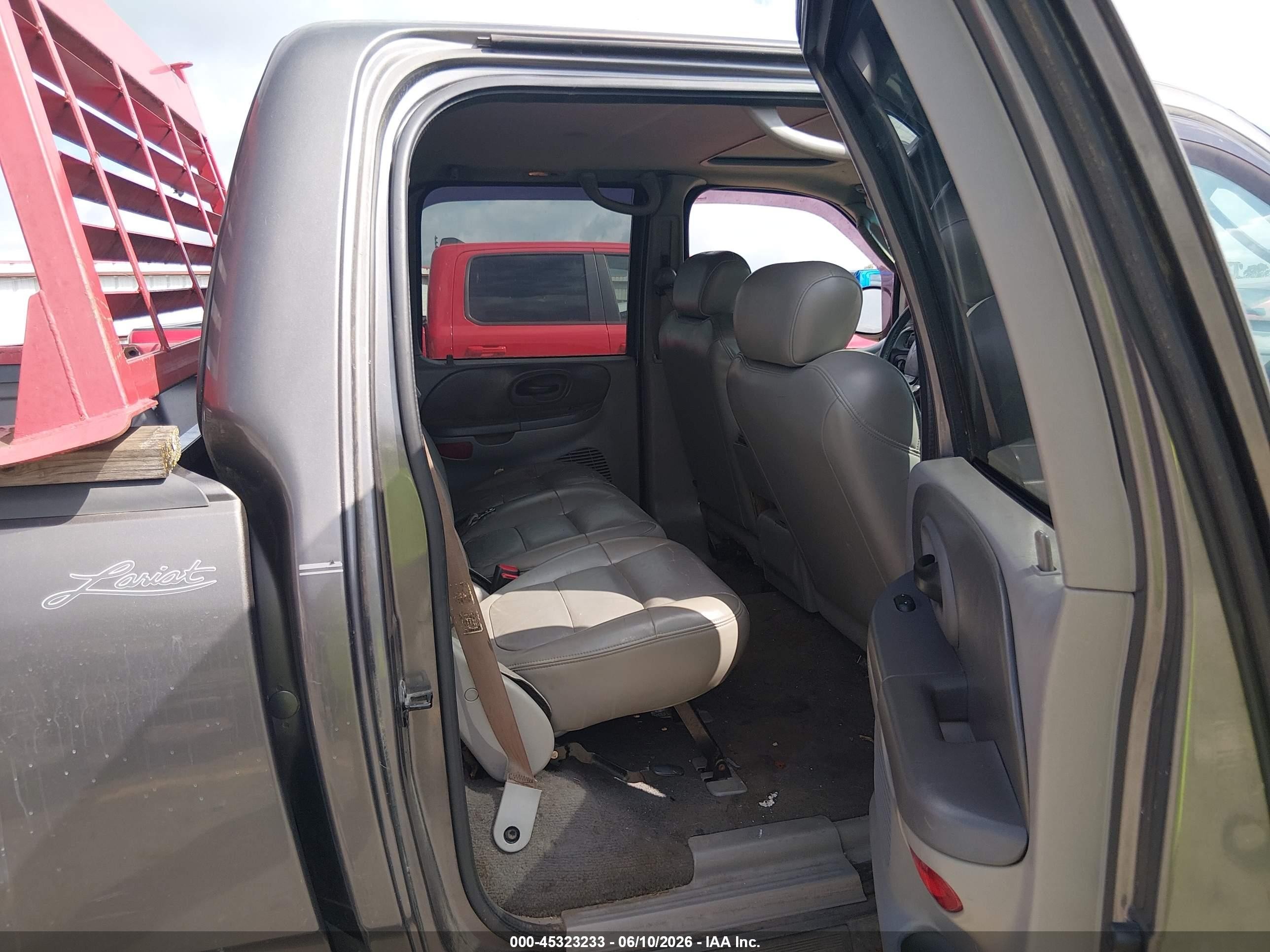2002 Ford F-150 Lariat/xlt Серый vin: 1FTRW08L42KE06875