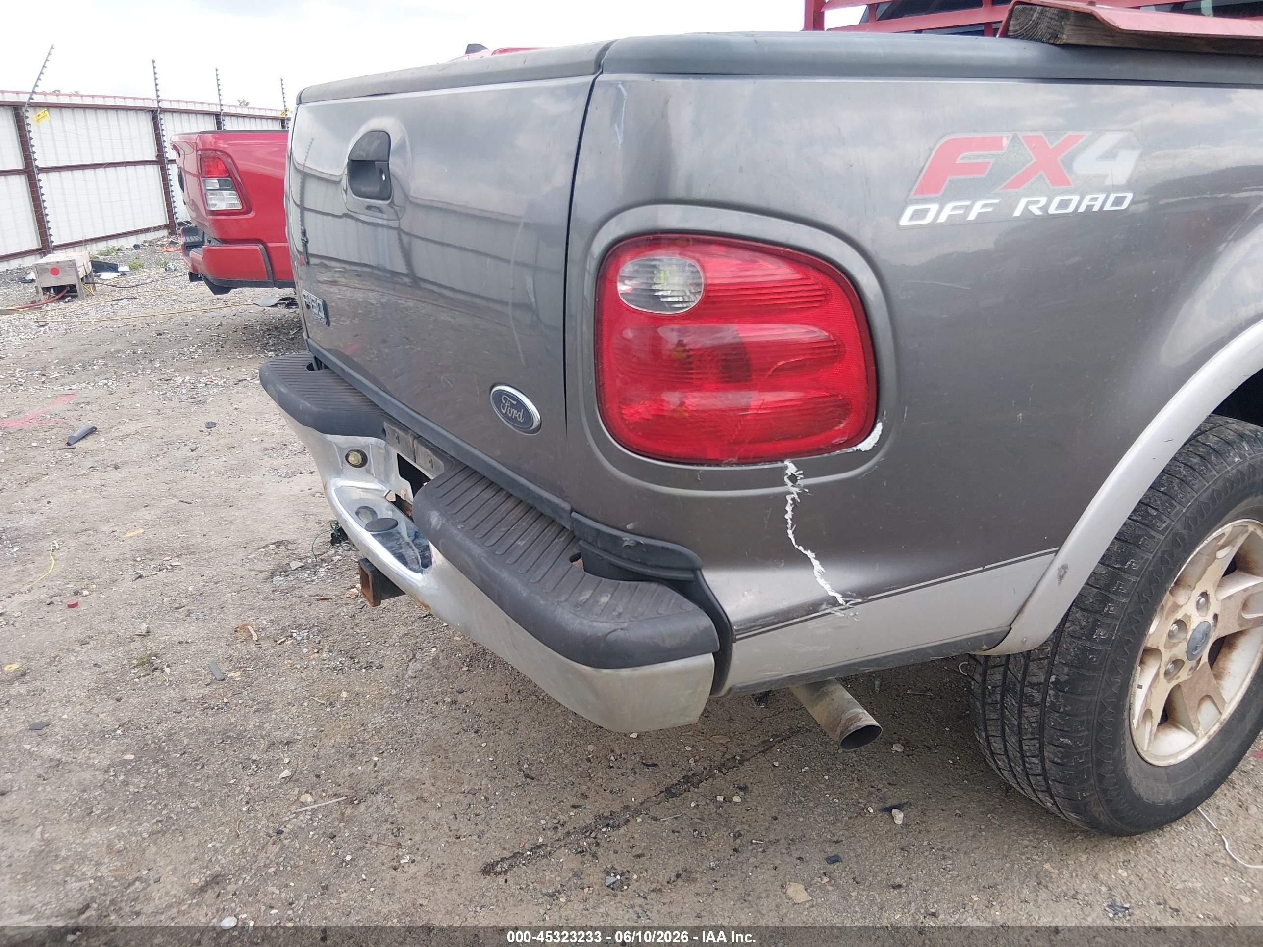 2002 Ford F-150 Lariat/xlt Серый vin: 1FTRW08L42KE06875