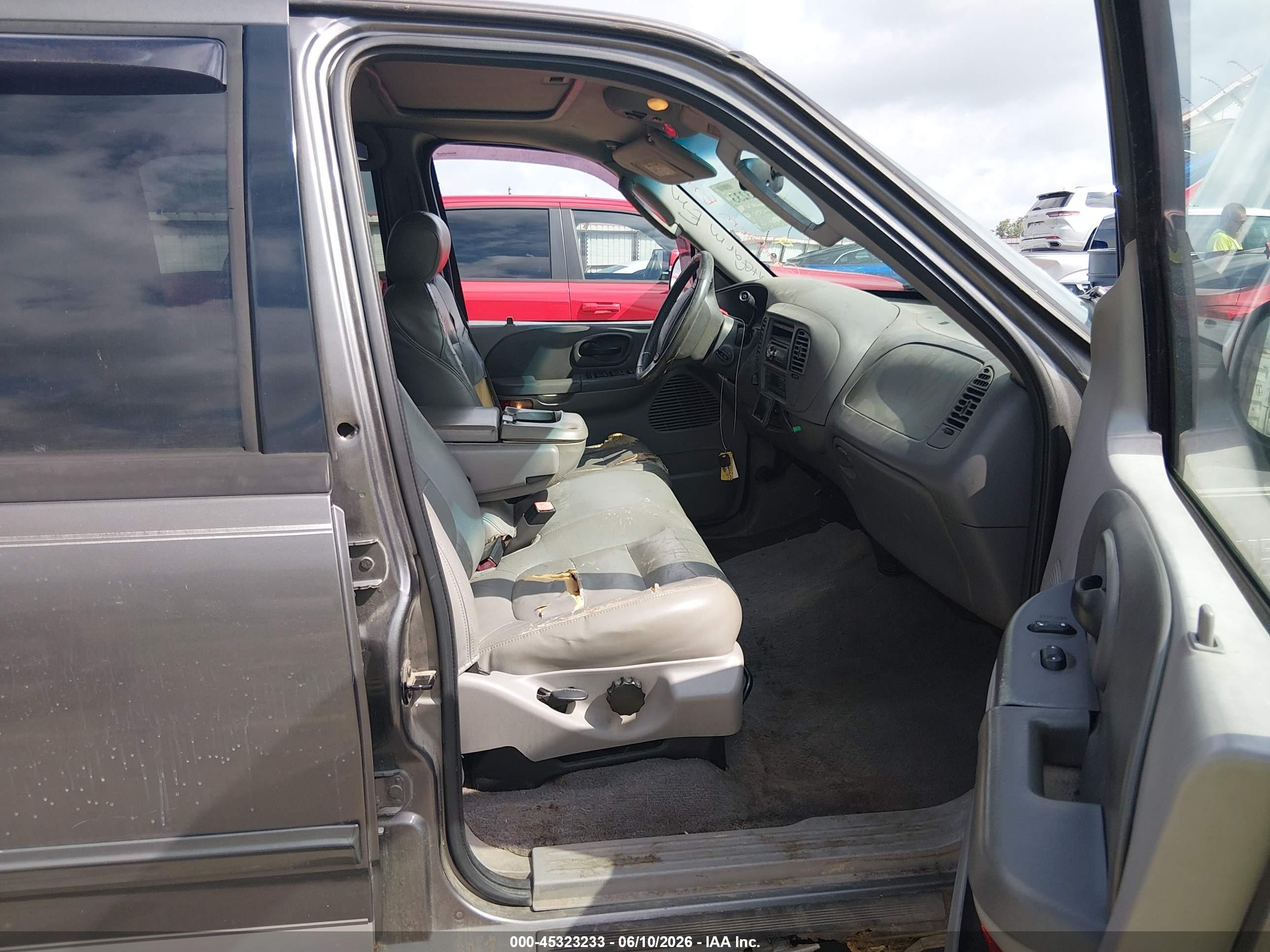 2002 Ford F-150 Lariat/xlt Серый vin: 1FTRW08L42KE06875
