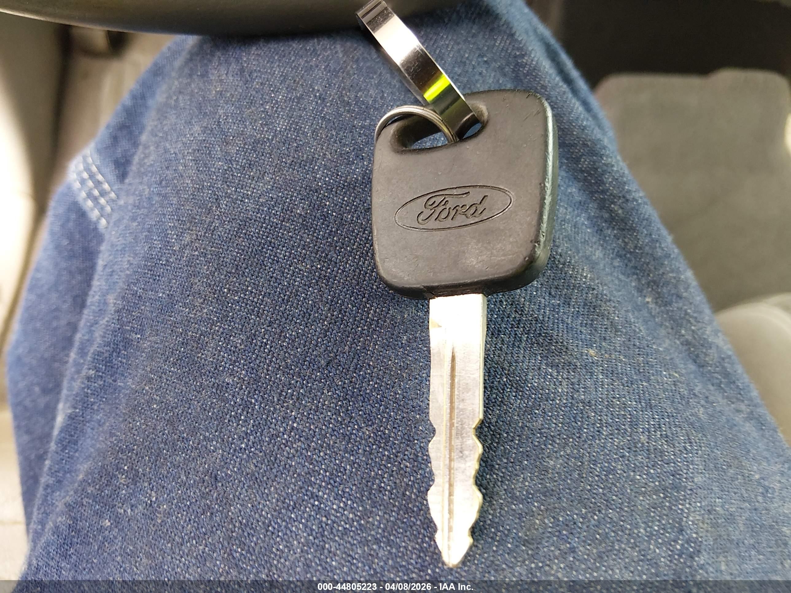 2002 Ford F-150 Lariat/xlt Dark Blue vin: 1FTRW08L42KE25894