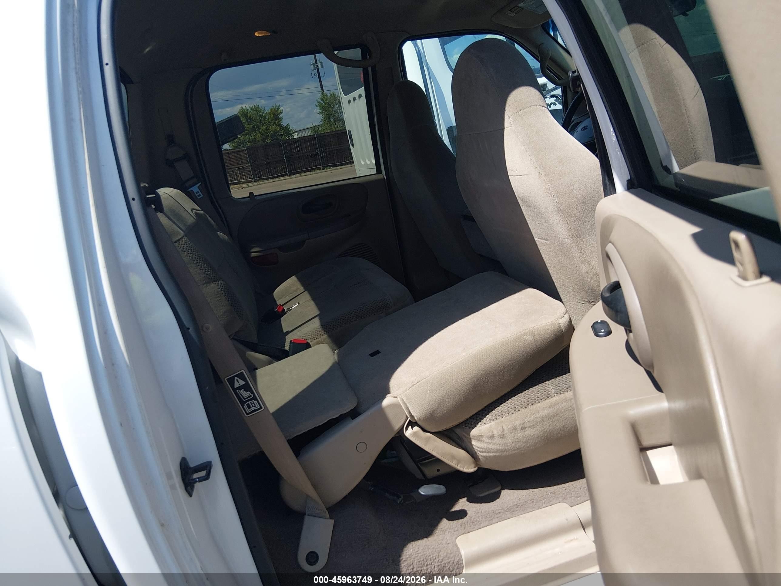 2001 Ford F-150 King Ranch Edition/lariat/xlt Белый vin: 1FTRW08L51KE37664