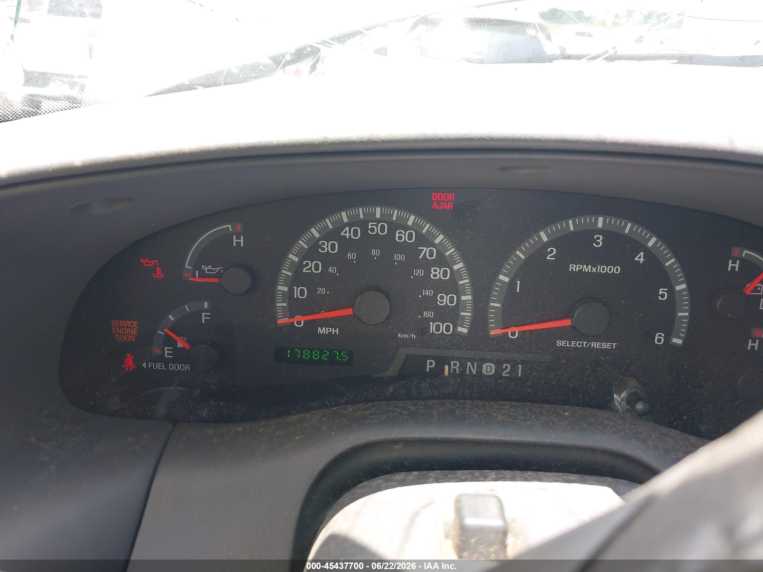 2002 Ford F-150 Lariat/xlt Gray vin: 1FTRW08L52KA04668