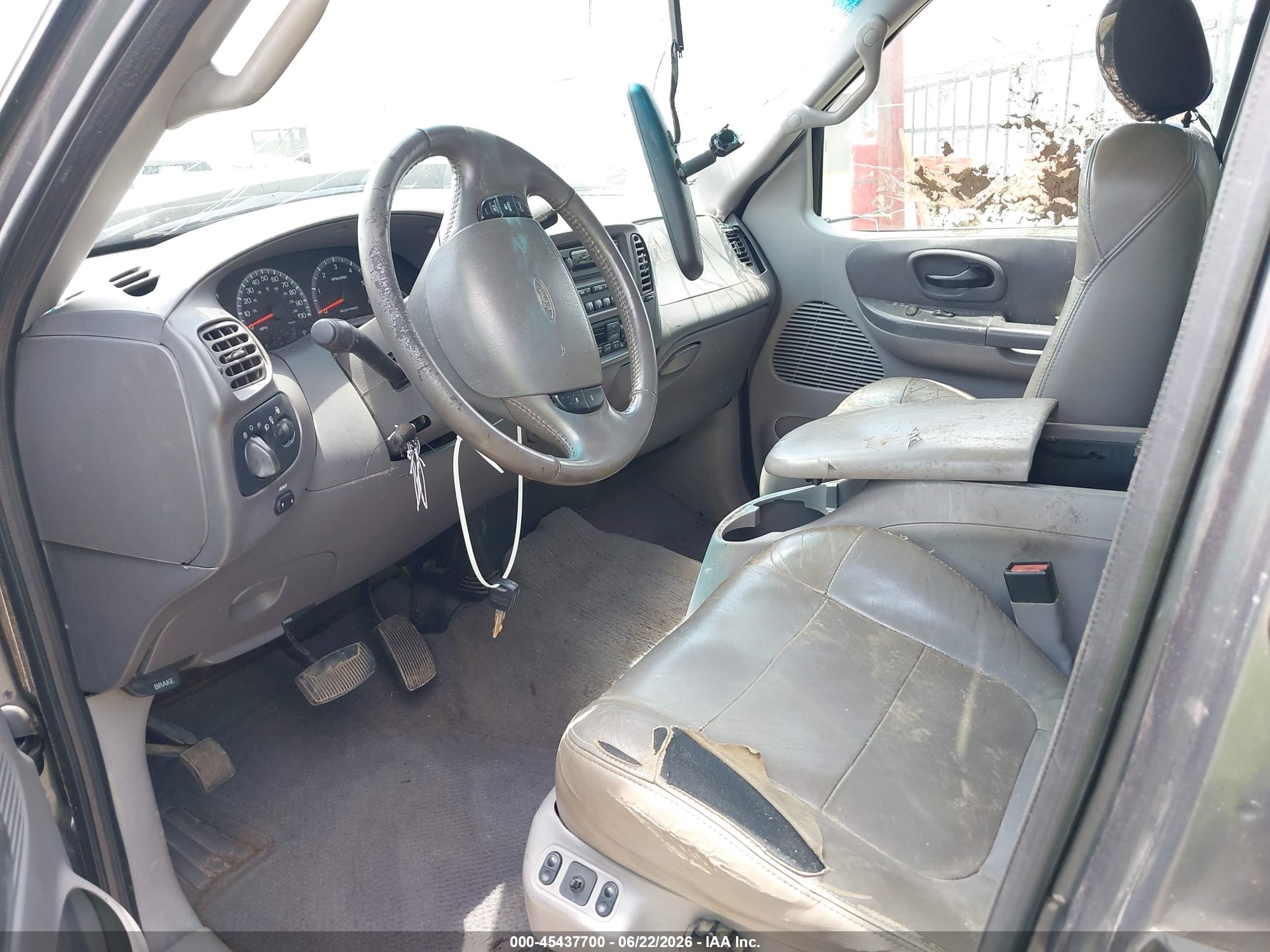 2002 Ford F-150 Lariat/xlt Gray vin: 1FTRW08L52KA04668
