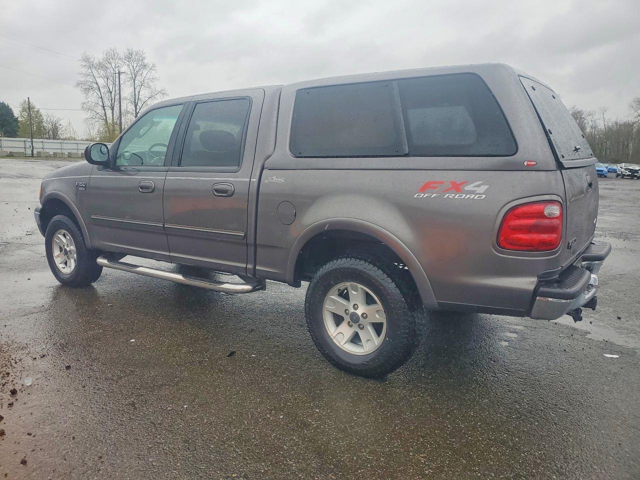 2002 Ford F150 Supercrew Gray vin: 1FTRW08L52KD17140