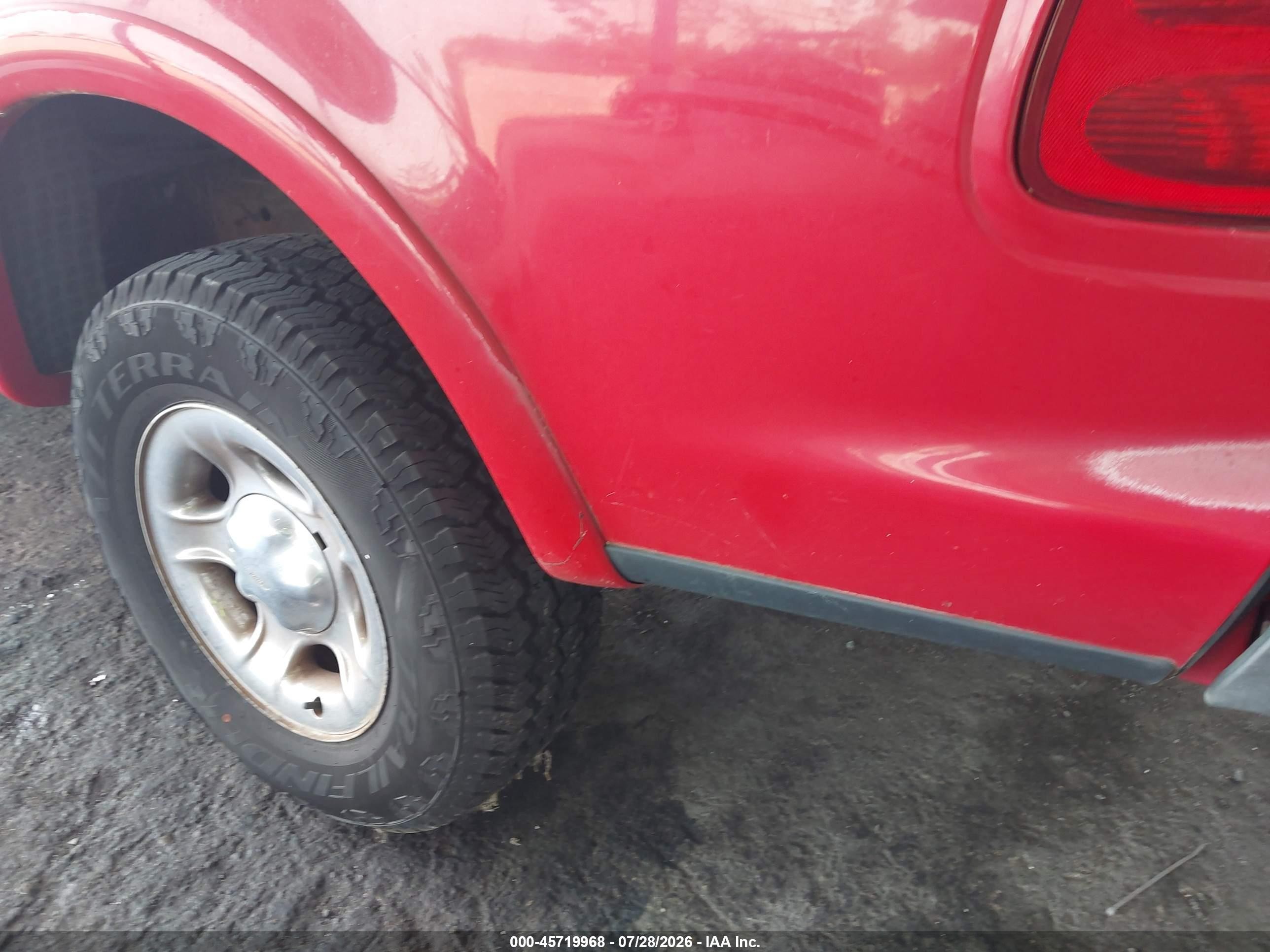 2001 Ford F-150 King Ranch Edition/lariat/xlt Red vin: 1FTRW08L61KF68201