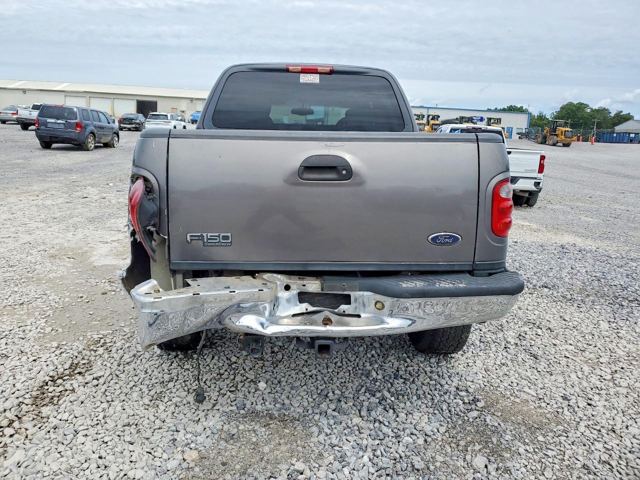 2002 Ford F150 Supercrew Gray vin: 1FTRW08L62KC68854