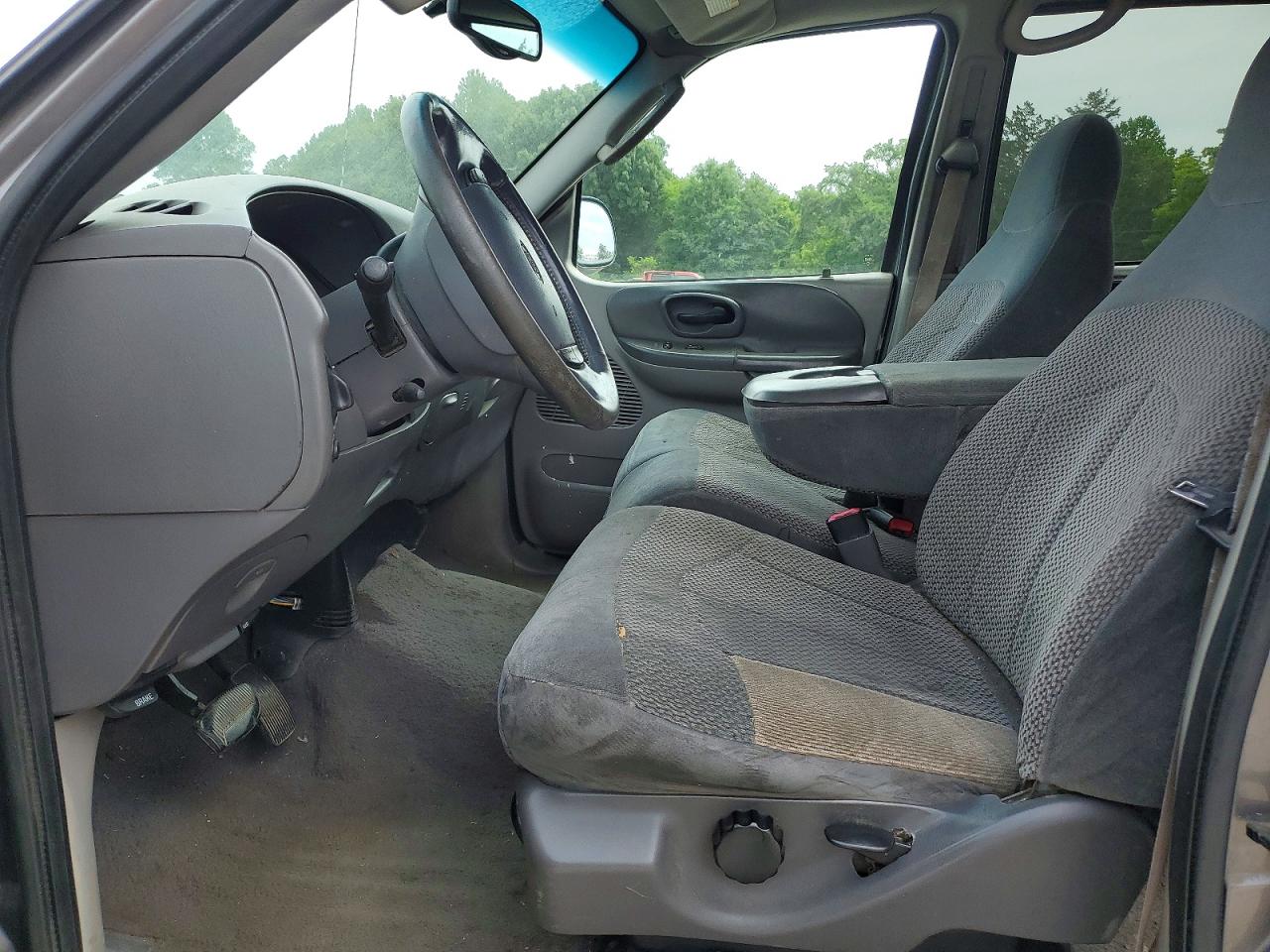 2002 Ford F150 Supercrew Gray vin: 1FTRW08L62KC68854