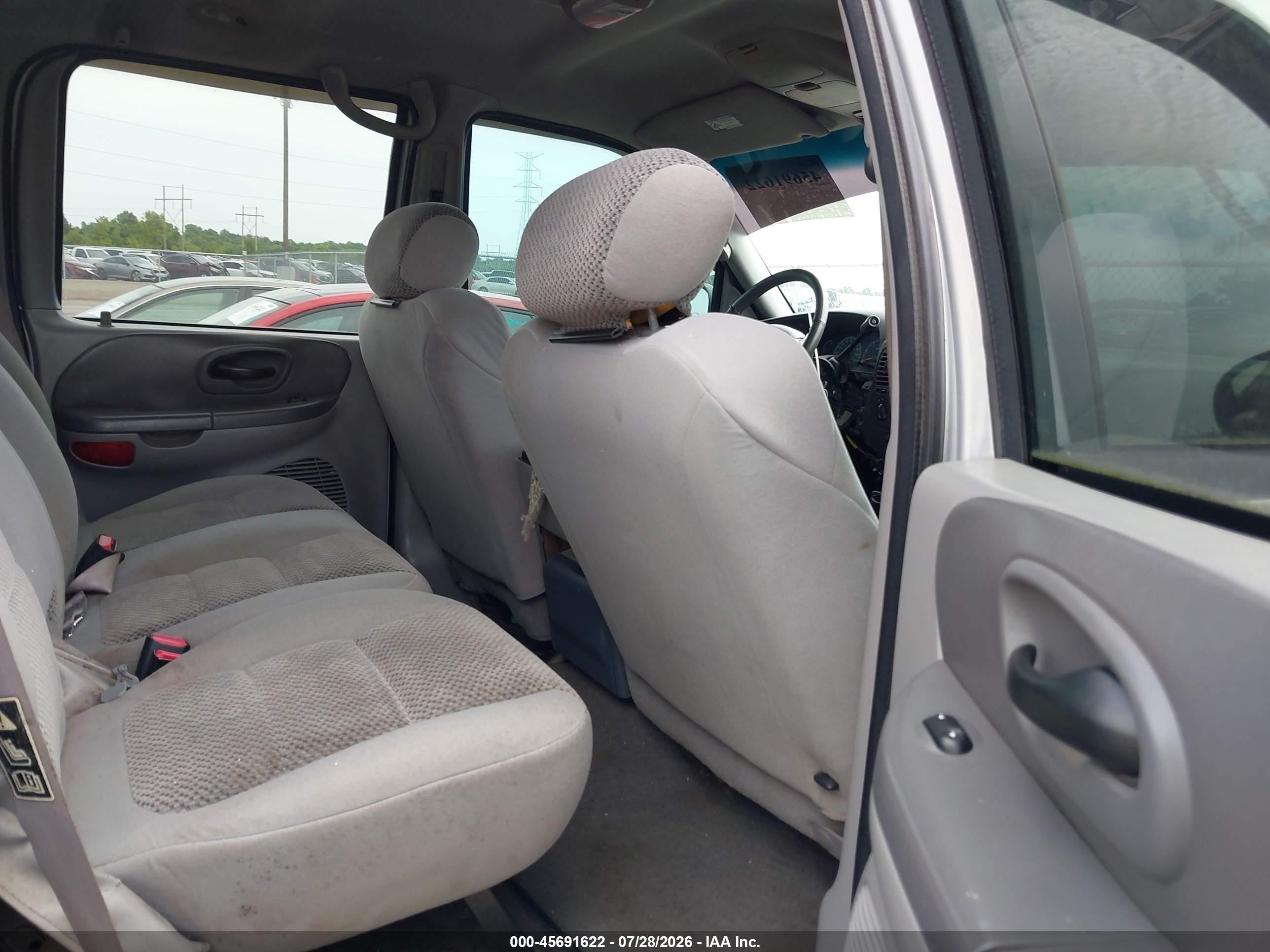 2002 Ford F-150 Lariat/xlt Silver vin: 1FTRW08L62KD17924