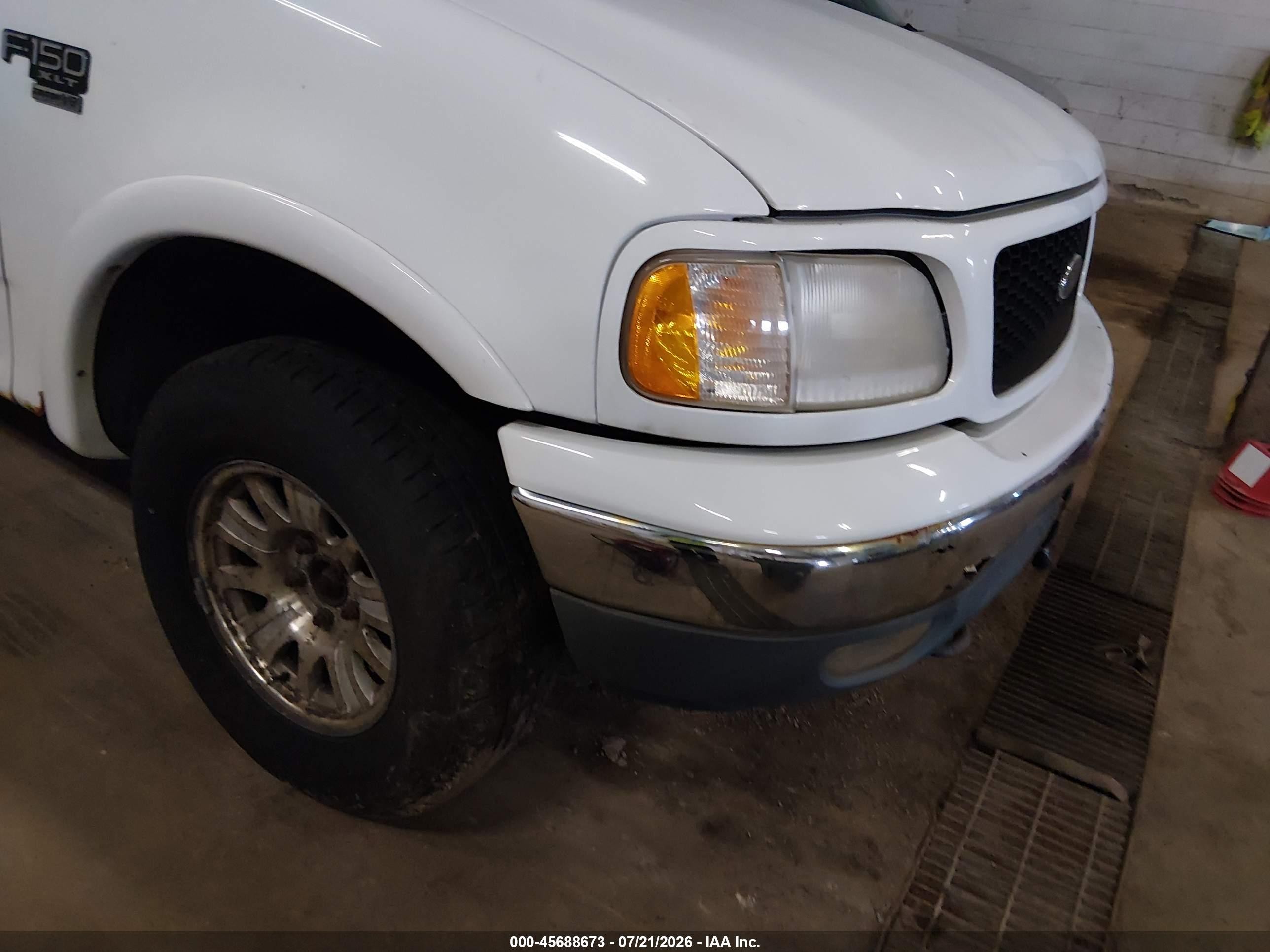 2001 Ford F-150 King Ranch Edition/lariat/xlt White vin: 1FTRW08L71KE65868