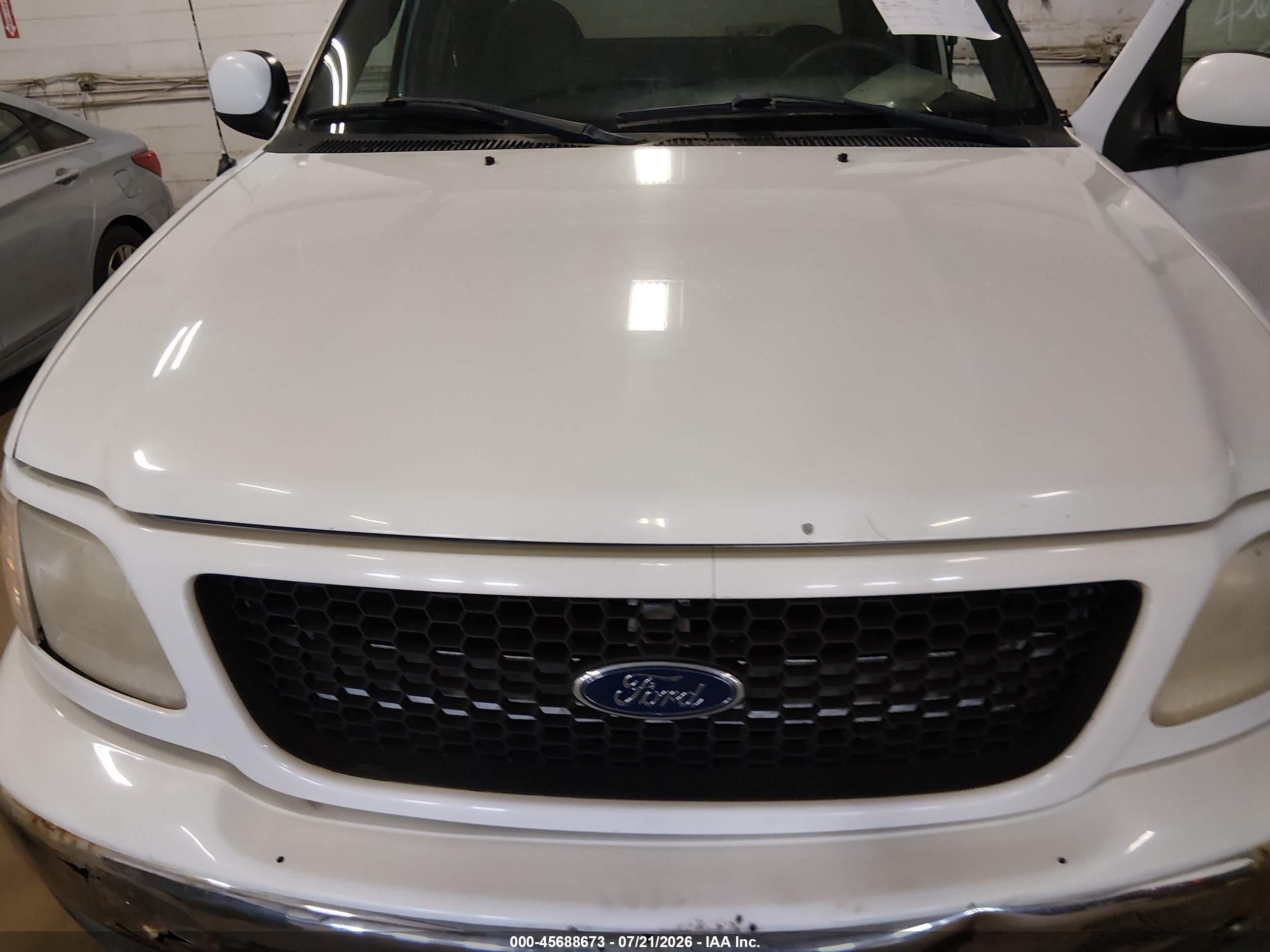 2001 Ford F-150 King Ranch Edition/lariat/xlt White vin: 1FTRW08L71KE65868