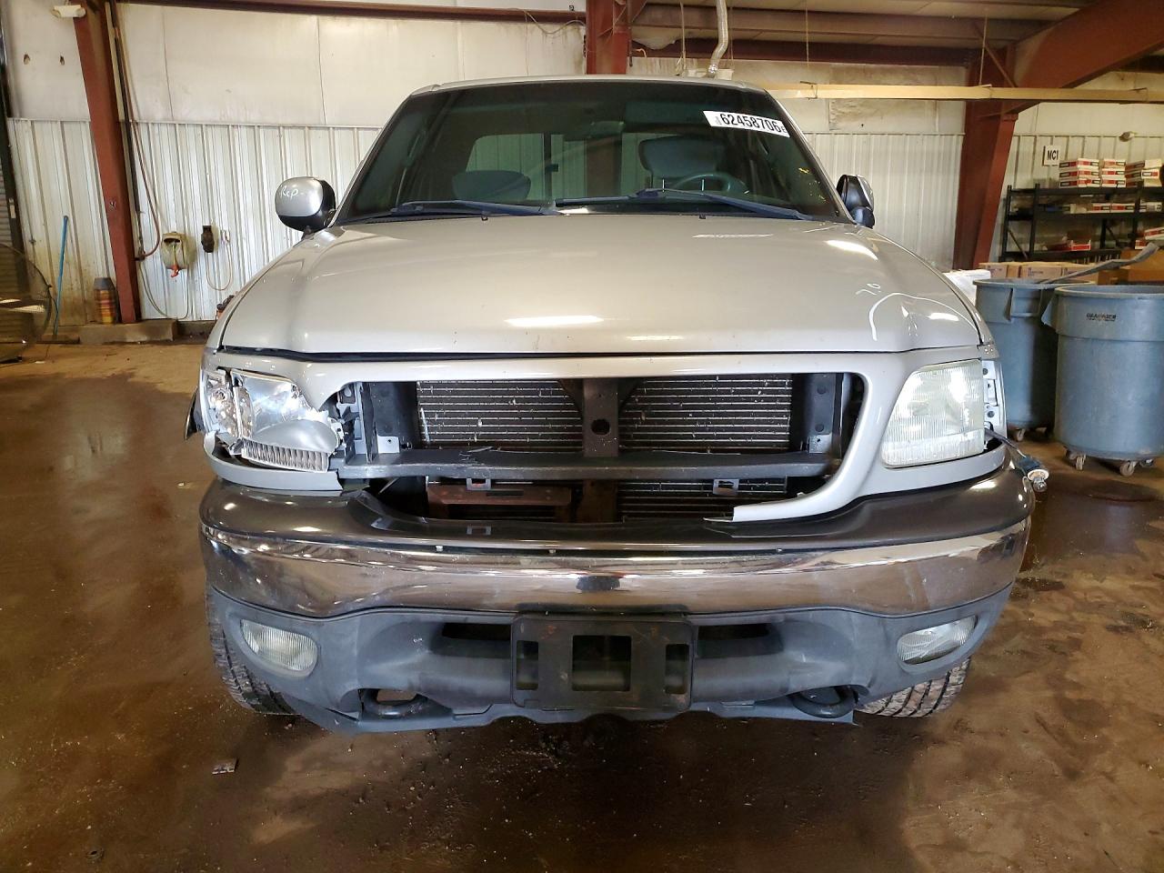 2002 Ford F150 Supercrew Silver vin: 1FTRW08L72KC57300
