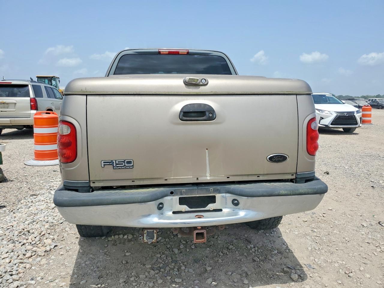 2003 Ford F-150 Tan vin: 1FTRW08L73KD56670