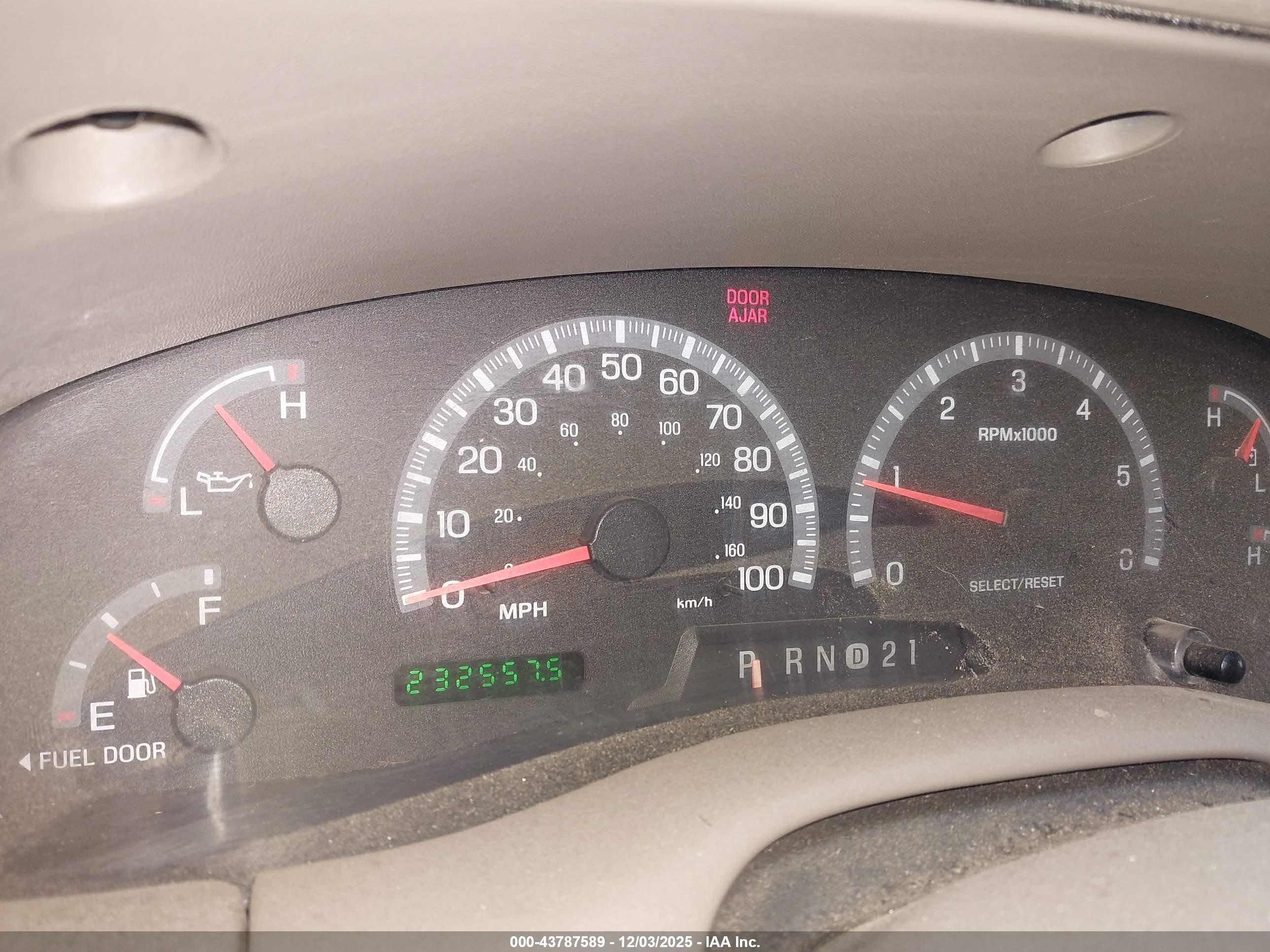 2001 Ford F-150 Supercrew King Ranch/lariat/xlt Maroon vin: 1FTRW08L81KA22824