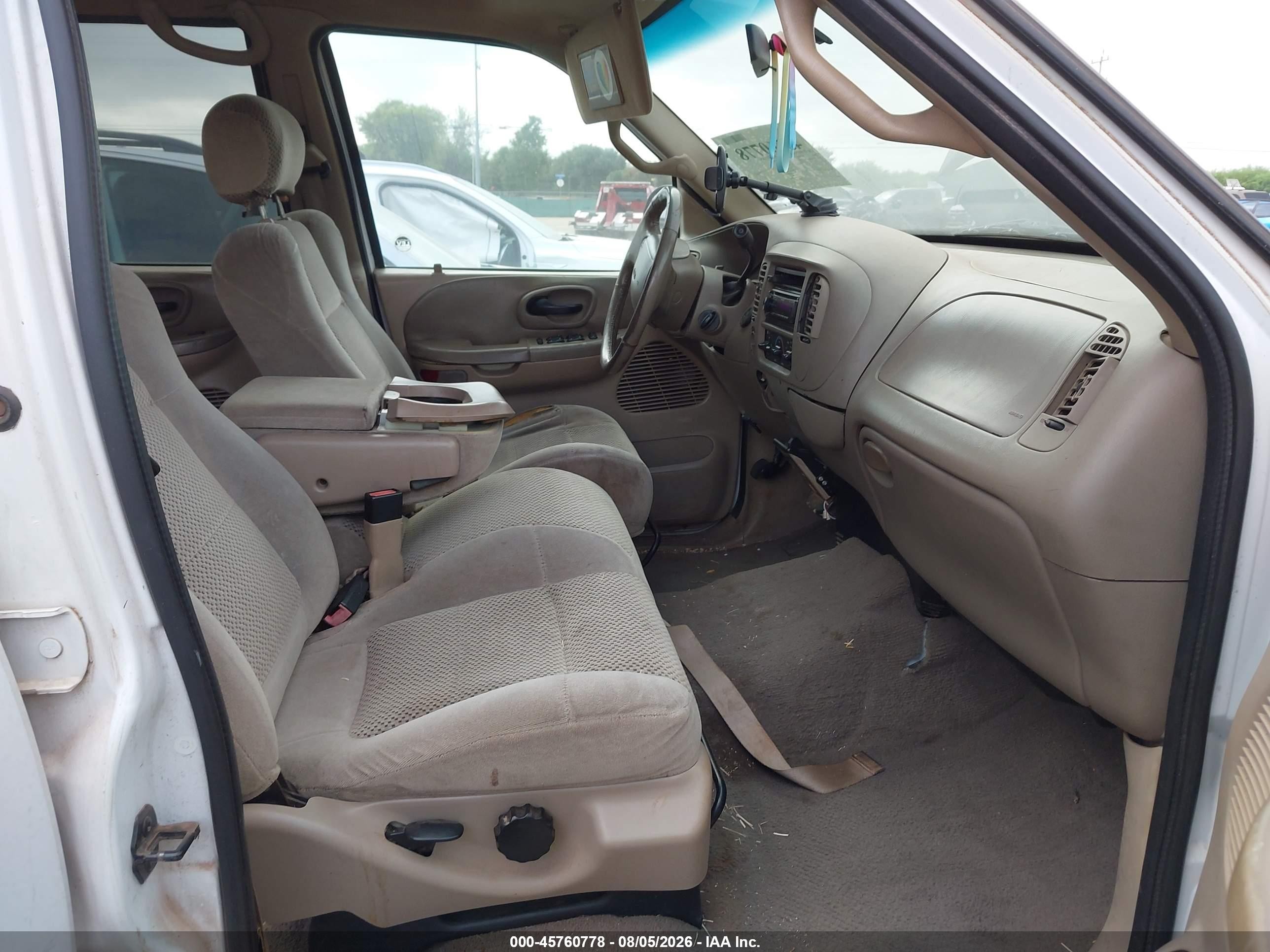 2001 Ford F-150 King Ranch Edition/lariat/xlt White vin: 1FTRW08L81KC27267