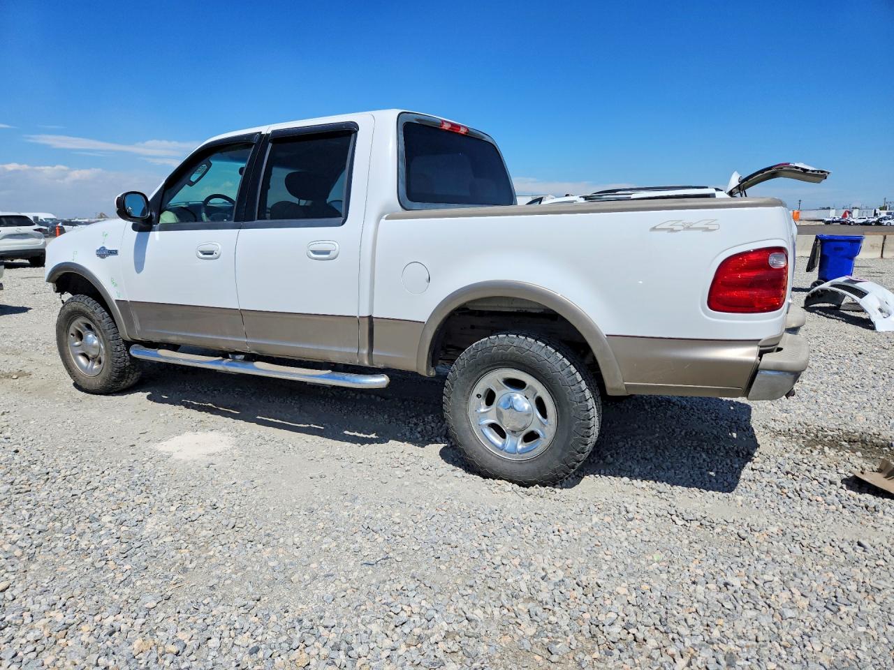 2003 Ford F150 Supercrew White vin: 1FTRW08L83KA44406