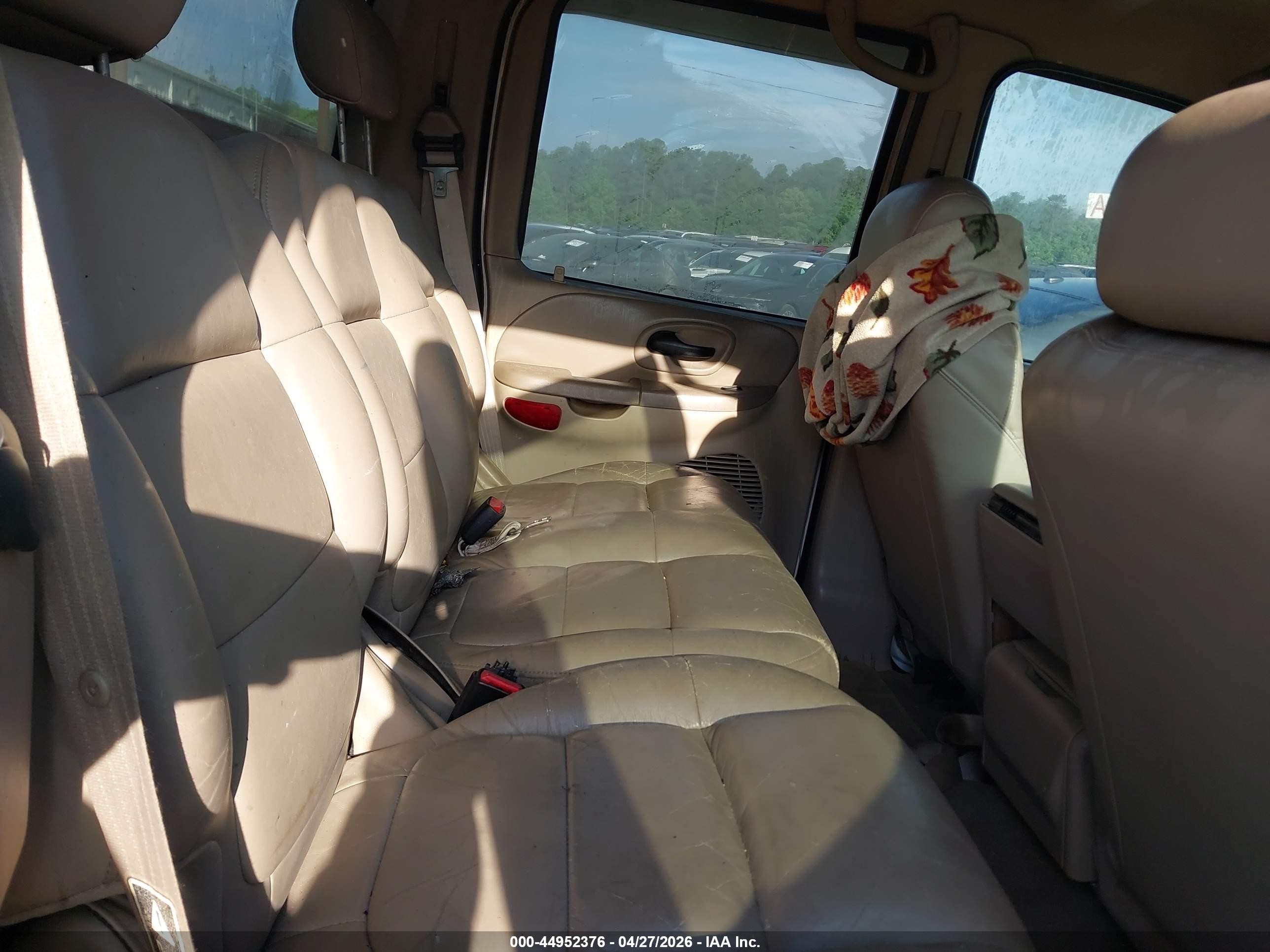 2001 Ford F-150 King Ranch Edition/lariat/xlt Белый vin: 1FTRW08LX1KA86072