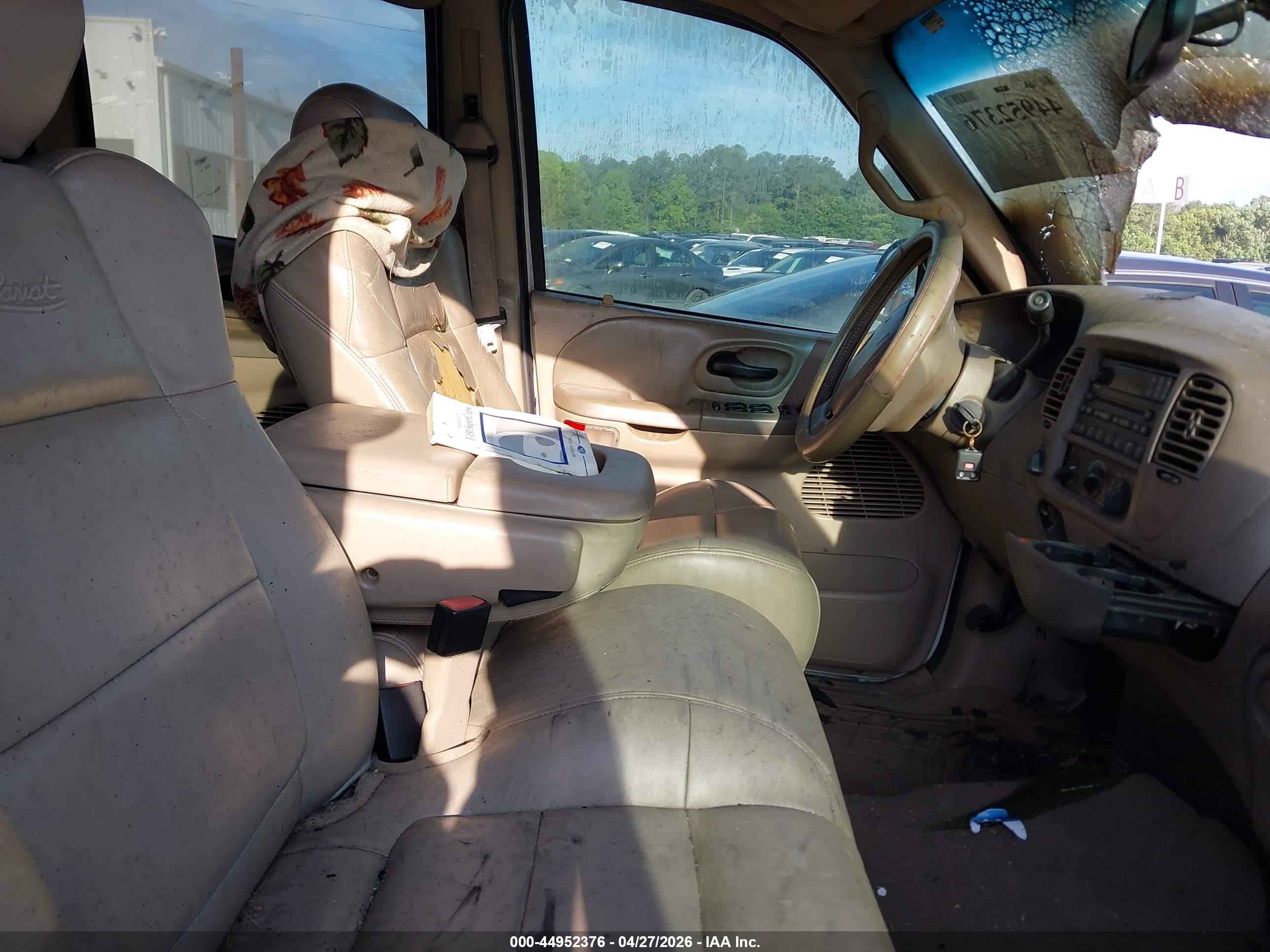 2001 Ford F-150 King Ranch Edition/lariat/xlt Белый vin: 1FTRW08LX1KA86072