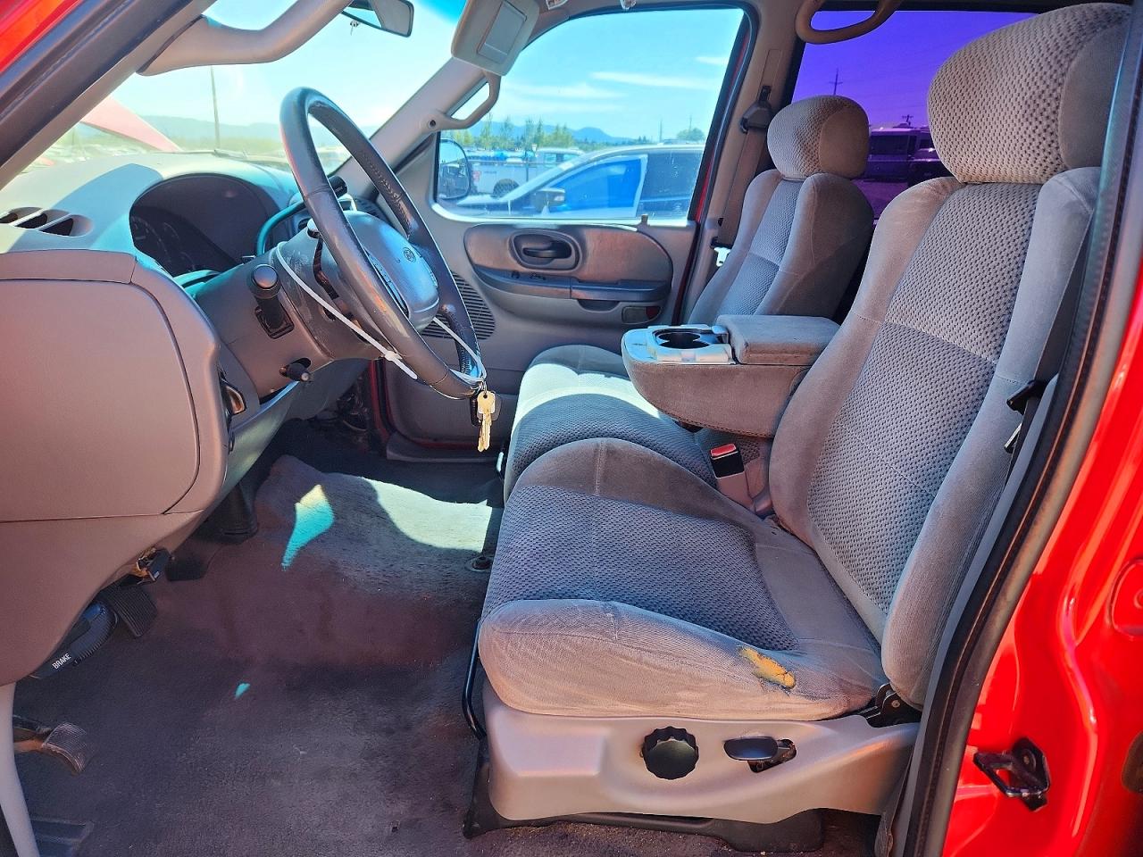 2001 Ford F150 Supercrew Red vin: 1FTRW08LX1KB64835