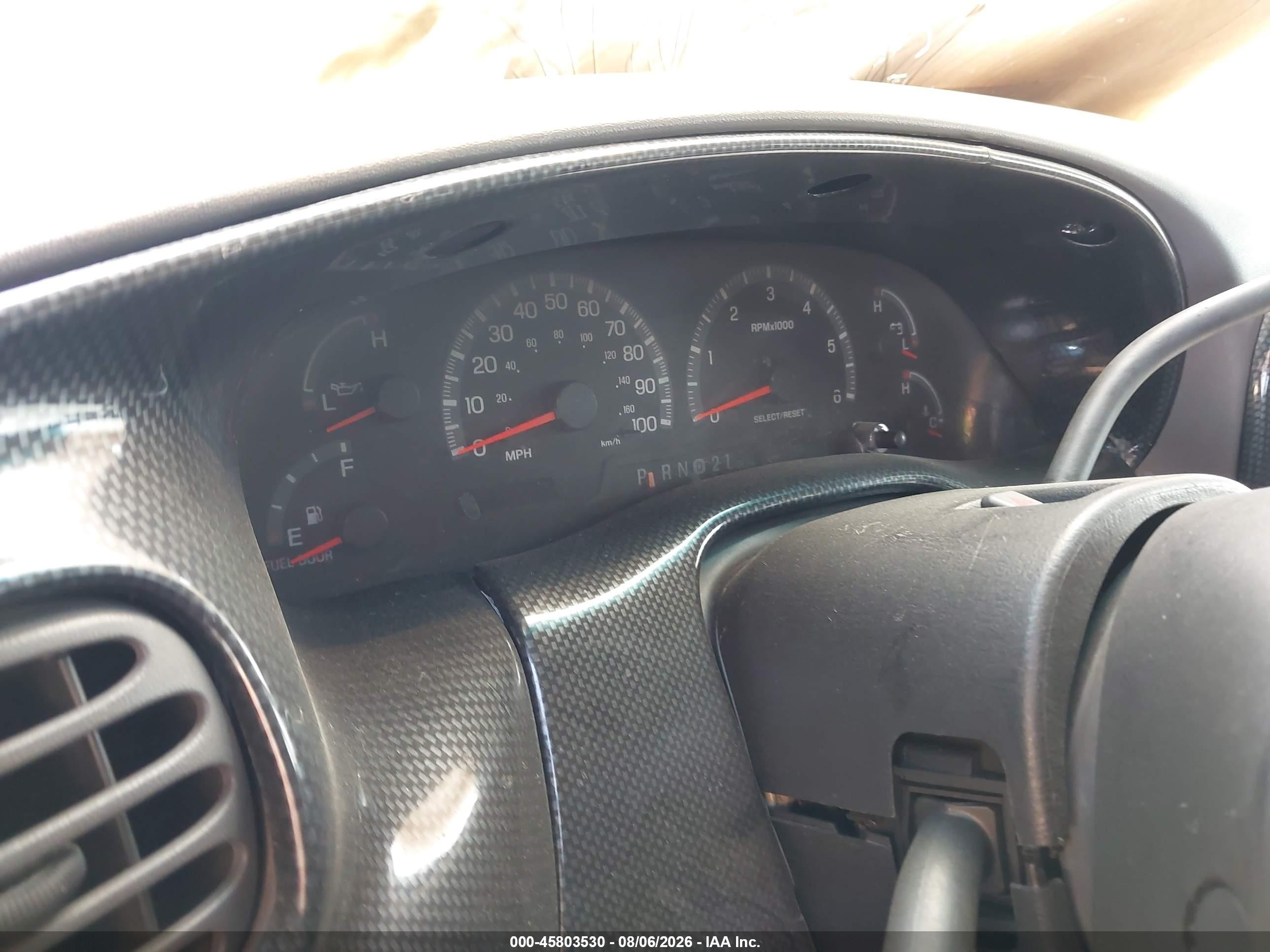 2001 Ford F-150 King Ranch Edition/lariat/xlt Red vin: 1FTRW08LX1KE31052