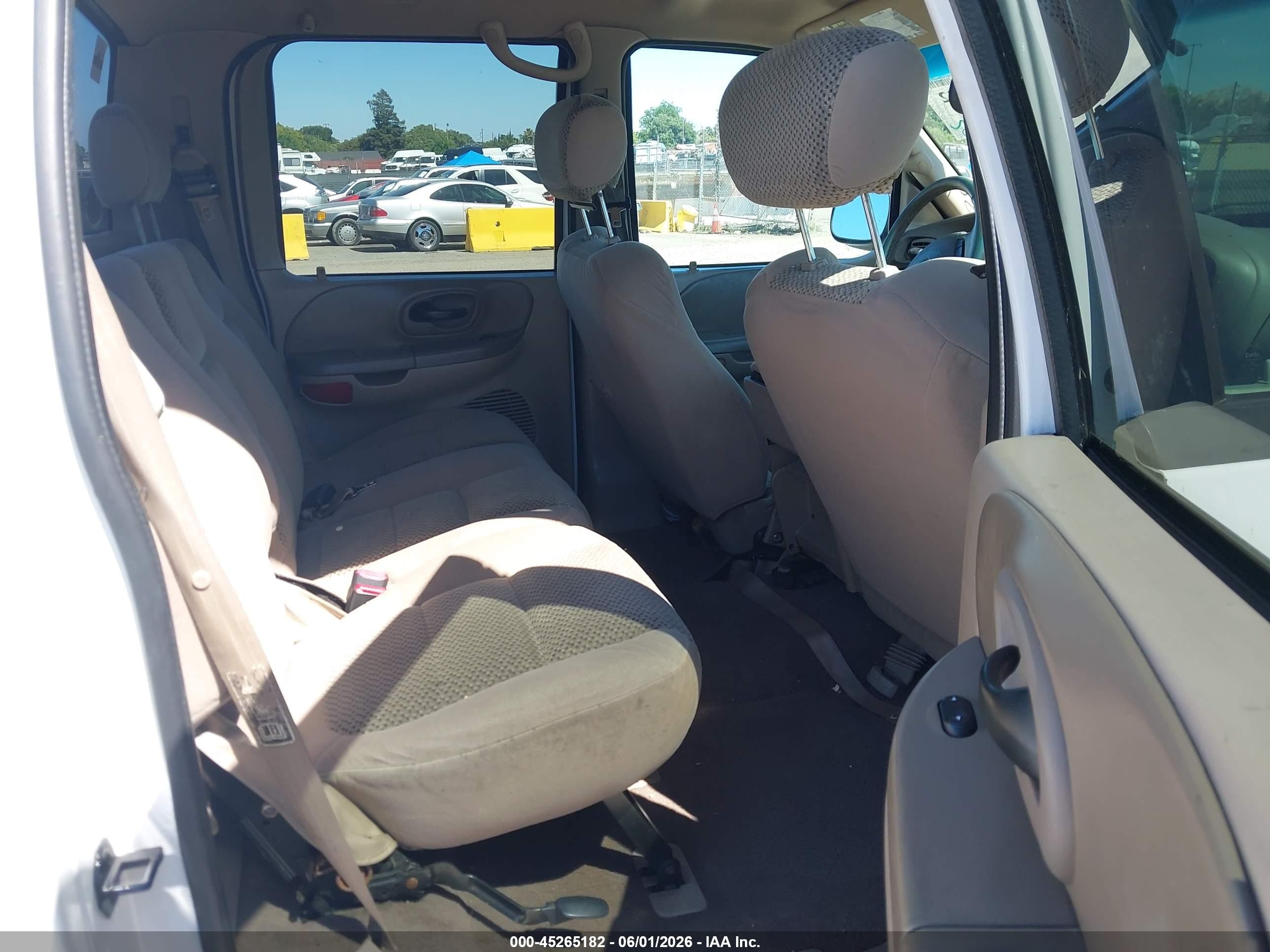2002 Ford F-150 Lariat/xlt White vin: 1FTRW08LX2KB63086