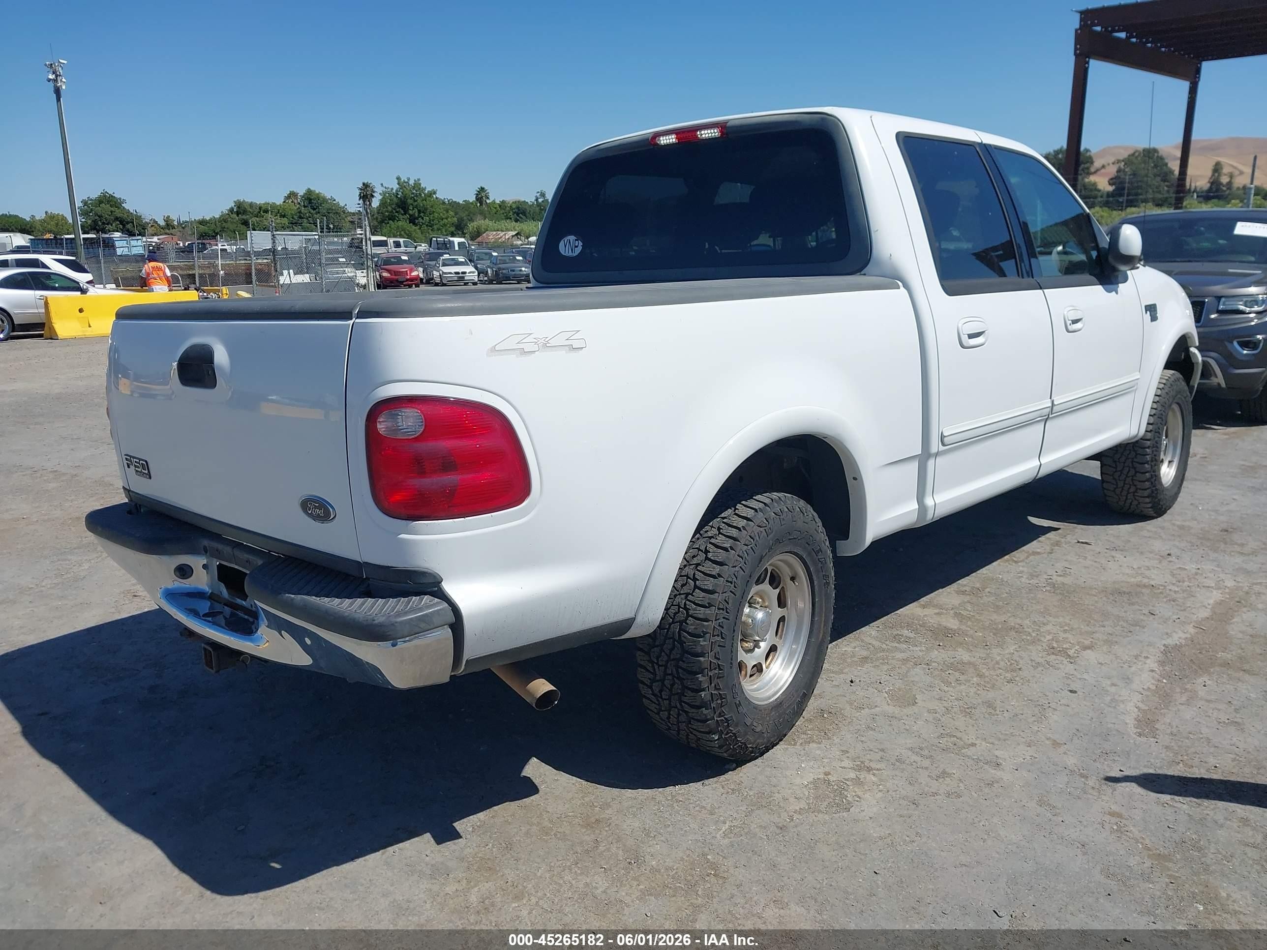 2002 Ford F-150 Lariat/xlt White vin: 1FTRW08LX2KB63086
