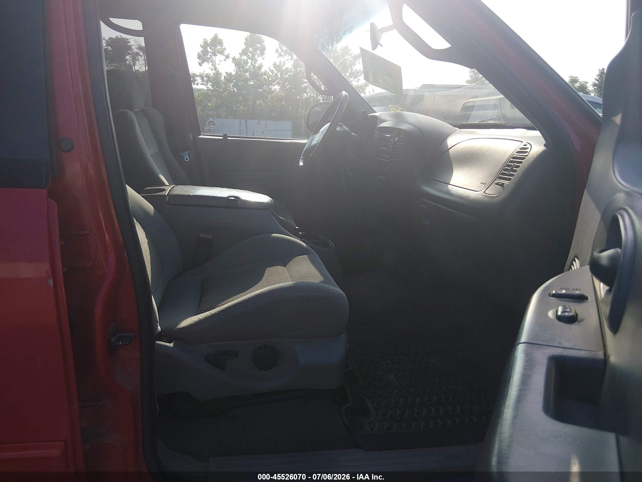 2002 Ford F-150 Lariat/xlt Red vin: 1FTRW08LX2KB69762