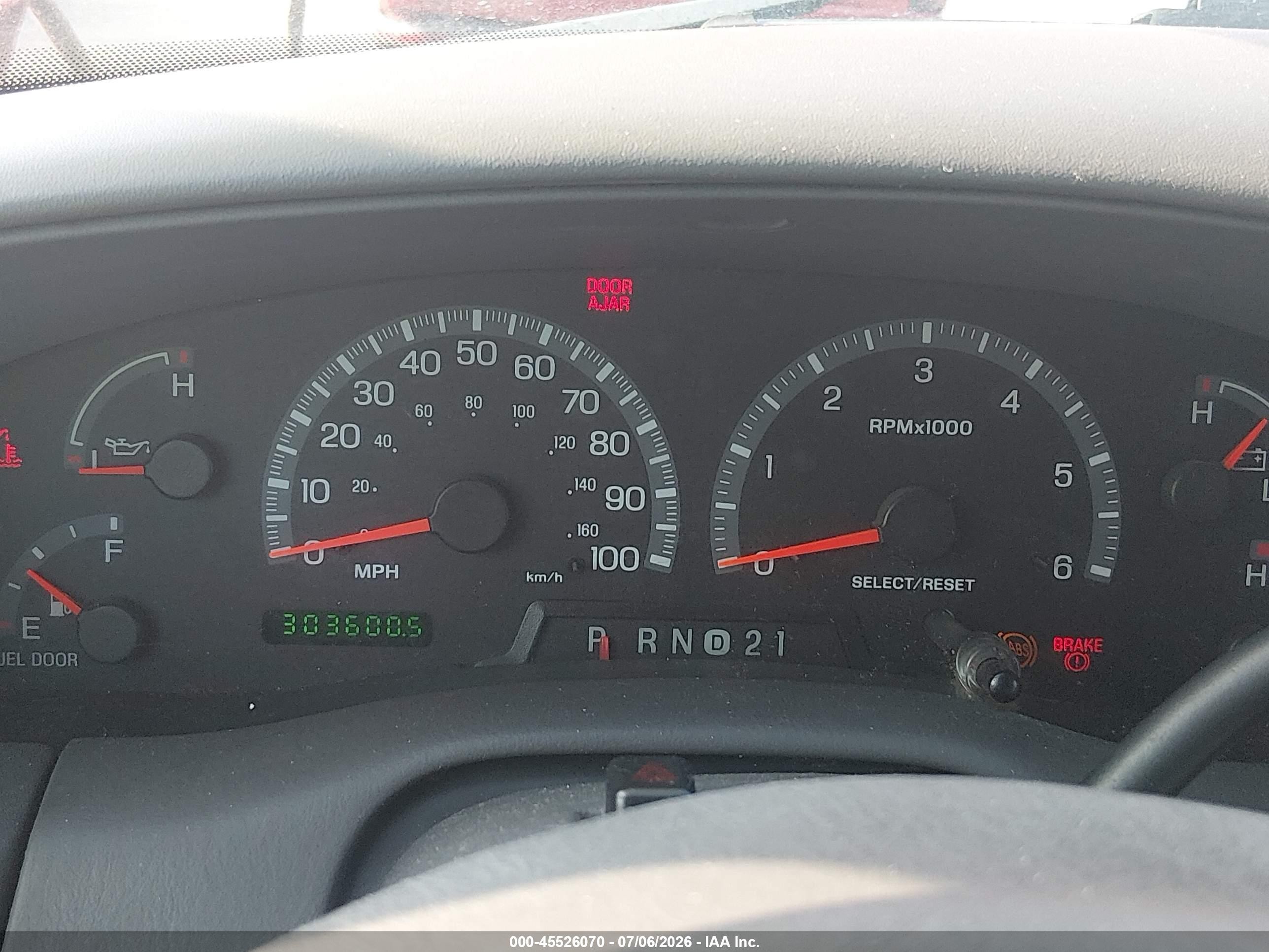 2002 Ford F-150 Lariat/xlt Red vin: 1FTRW08LX2KB69762