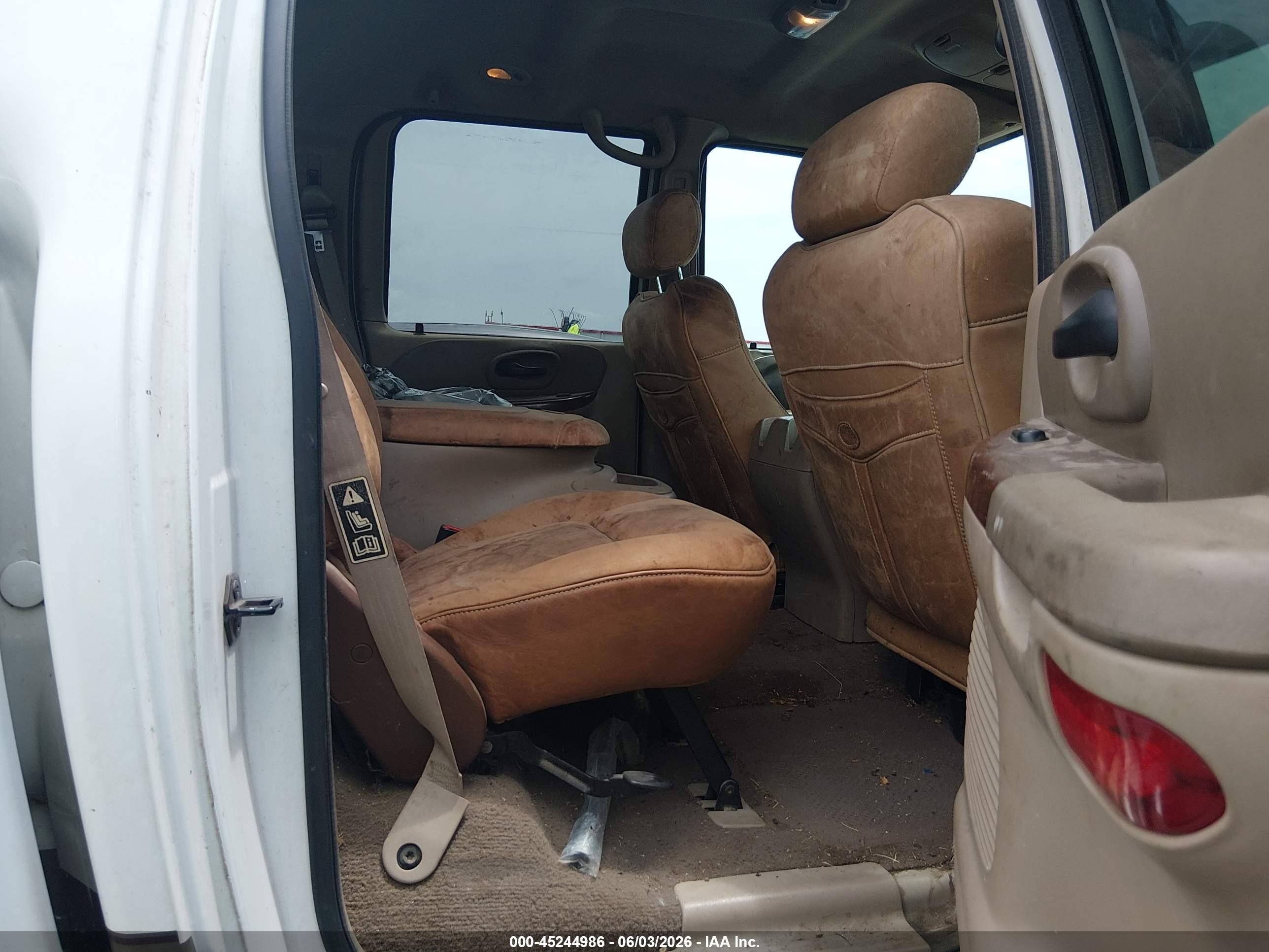 2003 Ford F-150 Lariat/xlt White vin: 1FTRW08LX3KC12689
