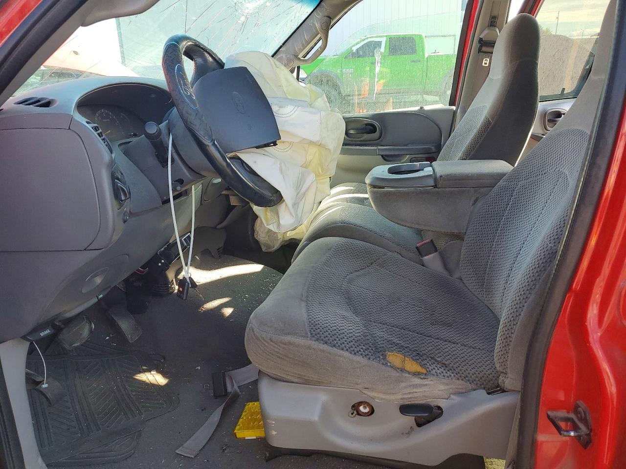 2001 Ford F150 Supercrew Red vin: 1FTRW08W31KE67255