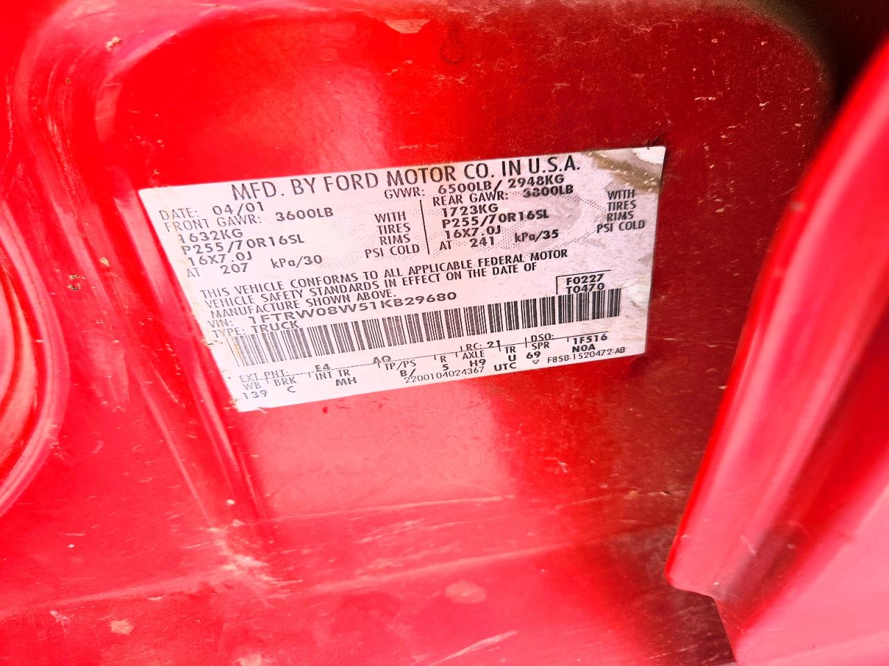 2001 Ford F150 Supercrew Red vin: 1FTRW08W51KB29680