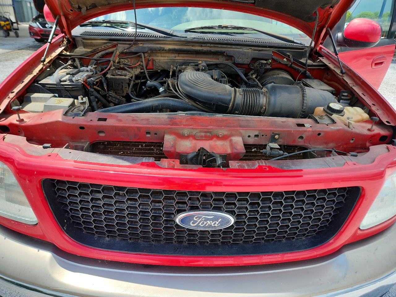 2001 Ford F150 Supercrew Red vin: 1FTRW08W51KB29680