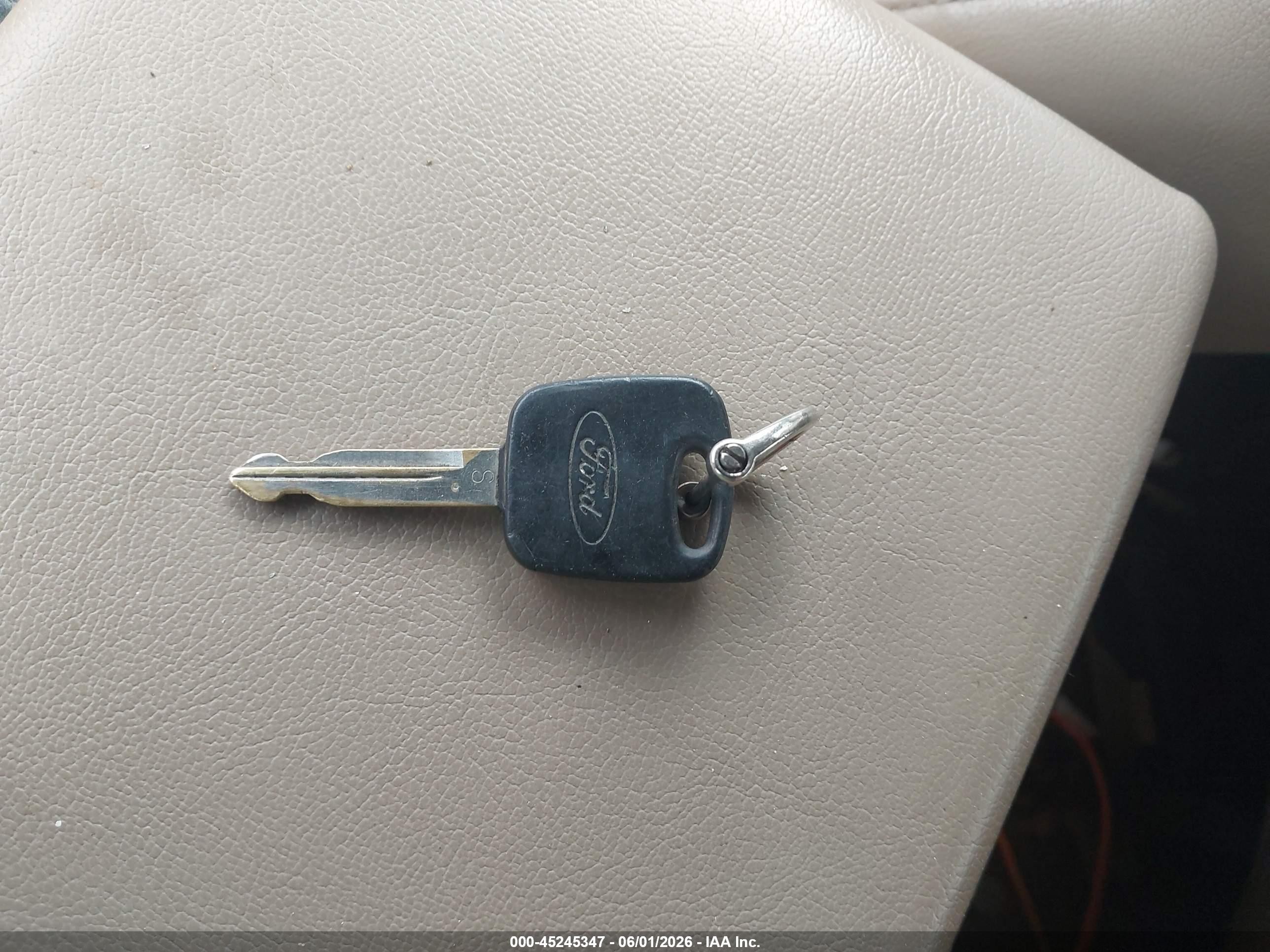 2001 Ford F-150 King Ranch Edition/lariat/xlt Red vin: 1FTRW08W71KD81642