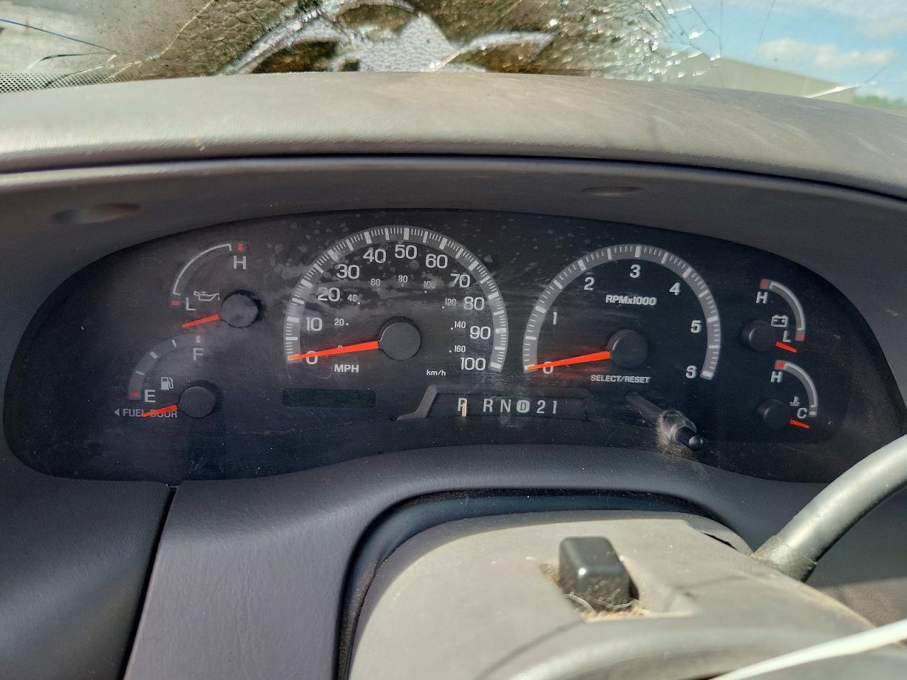 2001 Ford F150 Supercrew White vin: 1FTRW08WX1KD98807