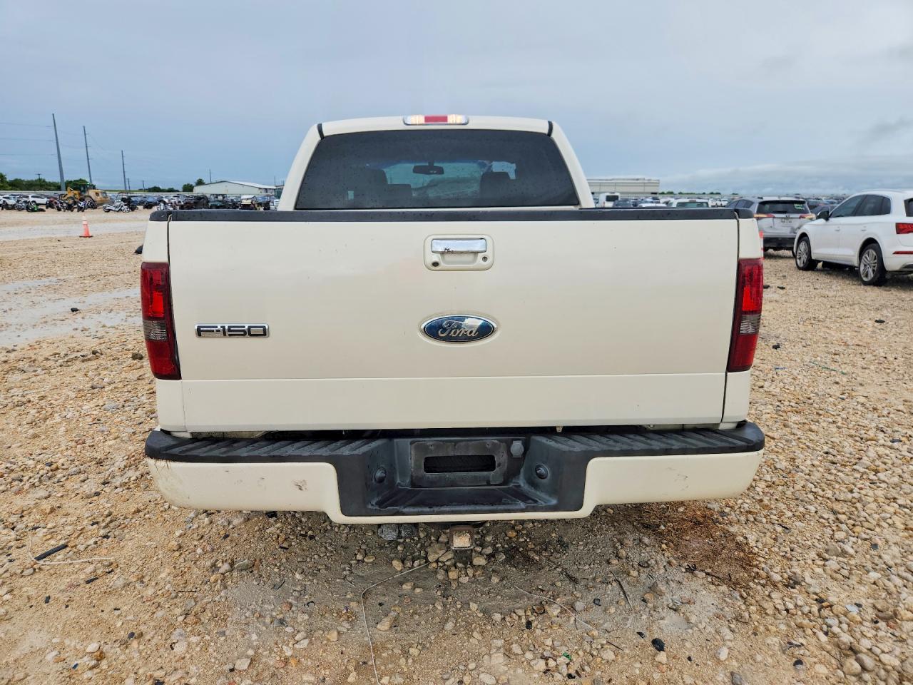 2008 Ford F150 Supercrew Cream vin: 1FTRW12518FA10162