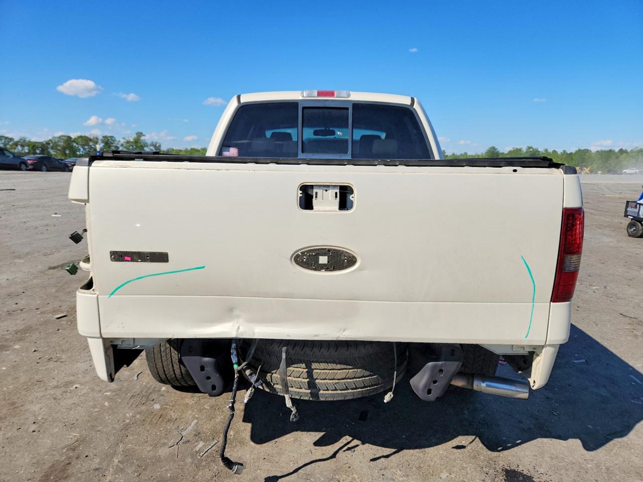 2008 Ford F150 Supercrew White vin: 1FTRW12588FA89278