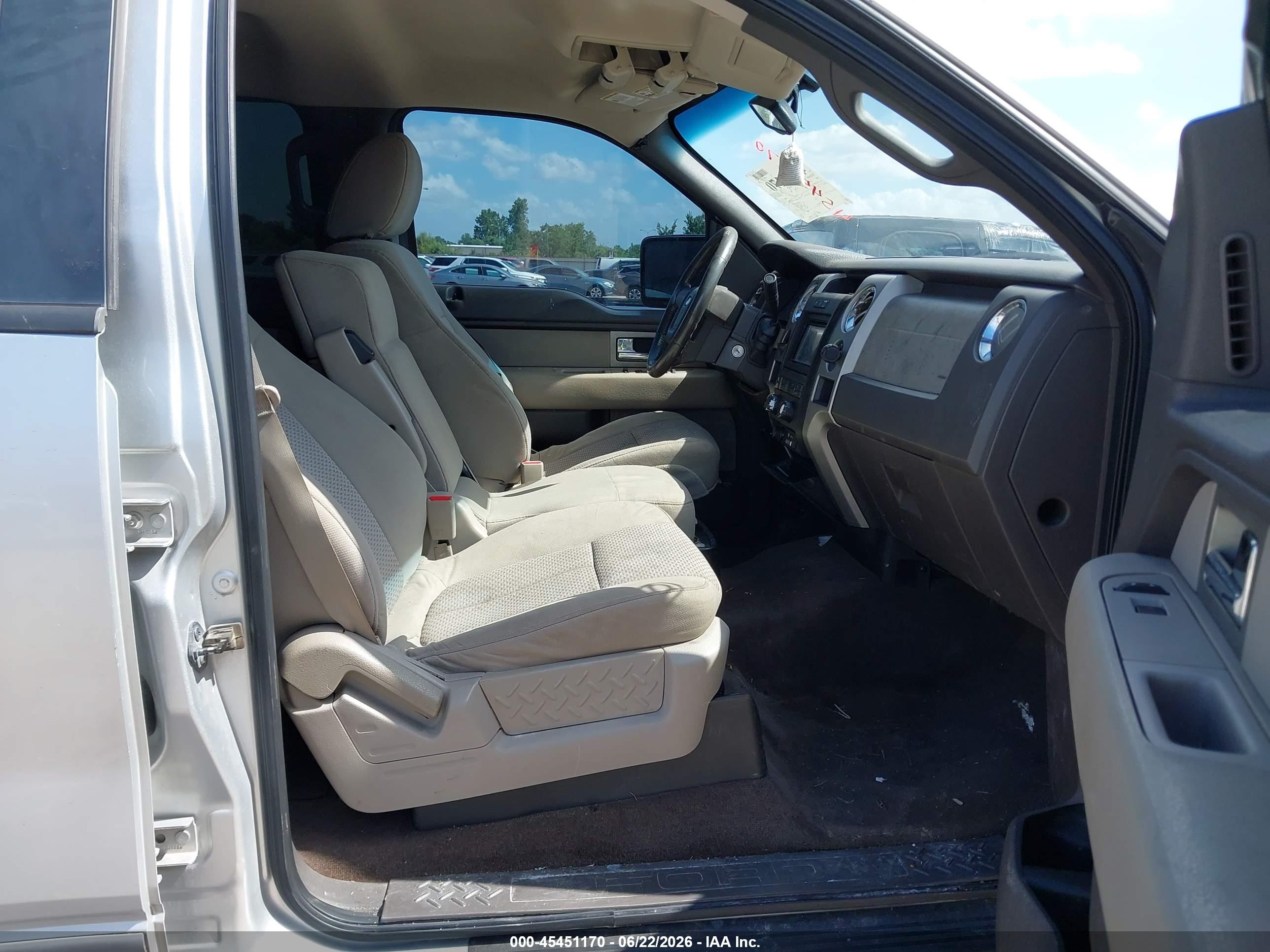 2009 Ford F-150 Xl/xlt Silver vin: 1FTRW12829FA05712